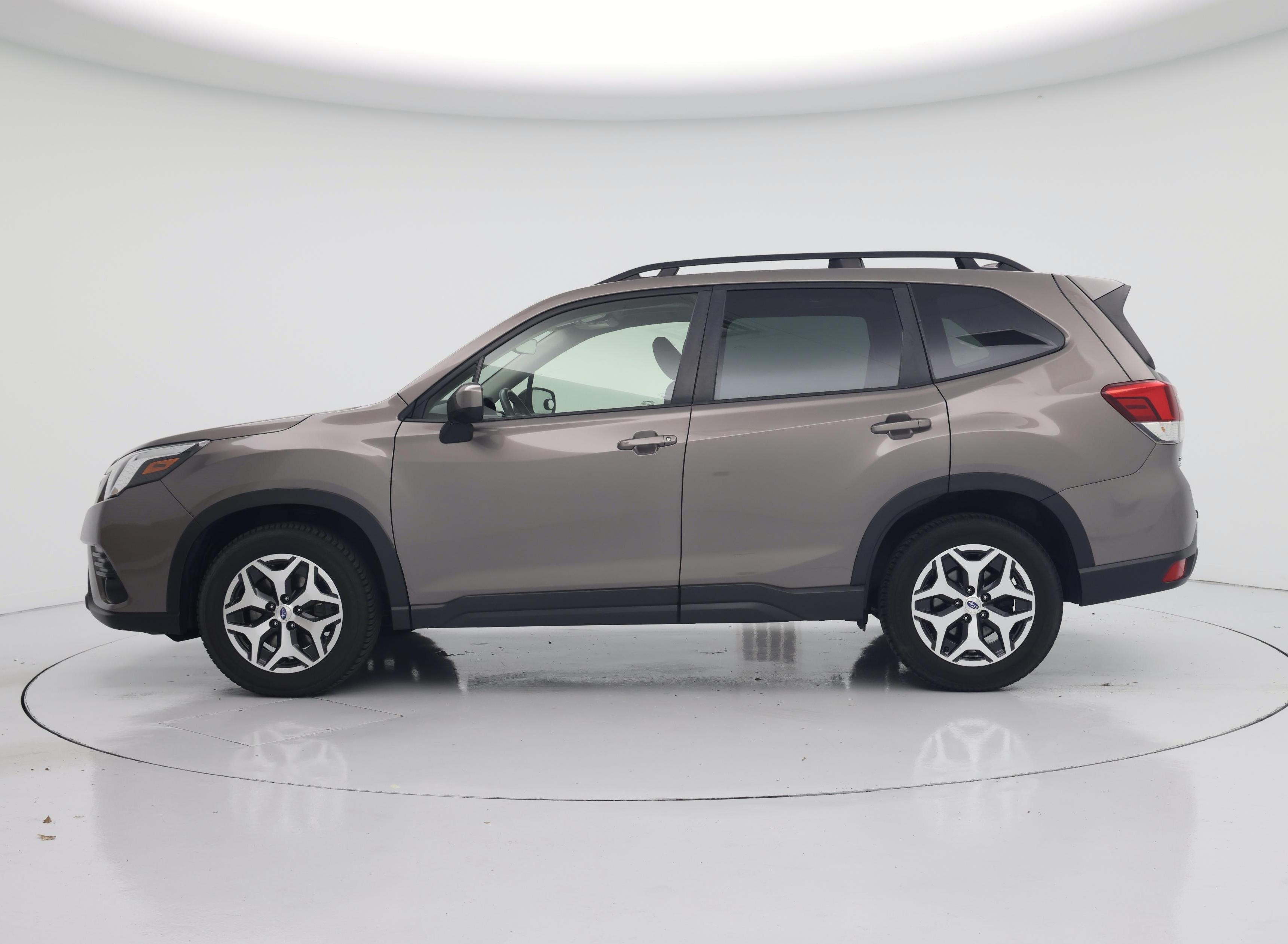 Thumbnail: 2023 Subaru Forester - 3