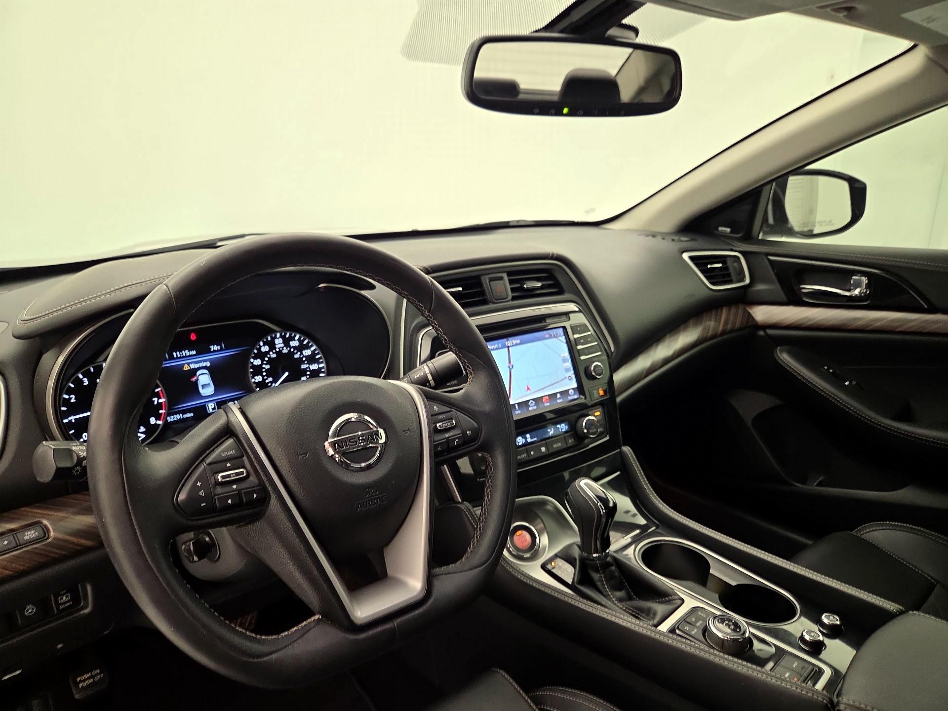 Thumbnail: 2017 Nissan Maxima - 9