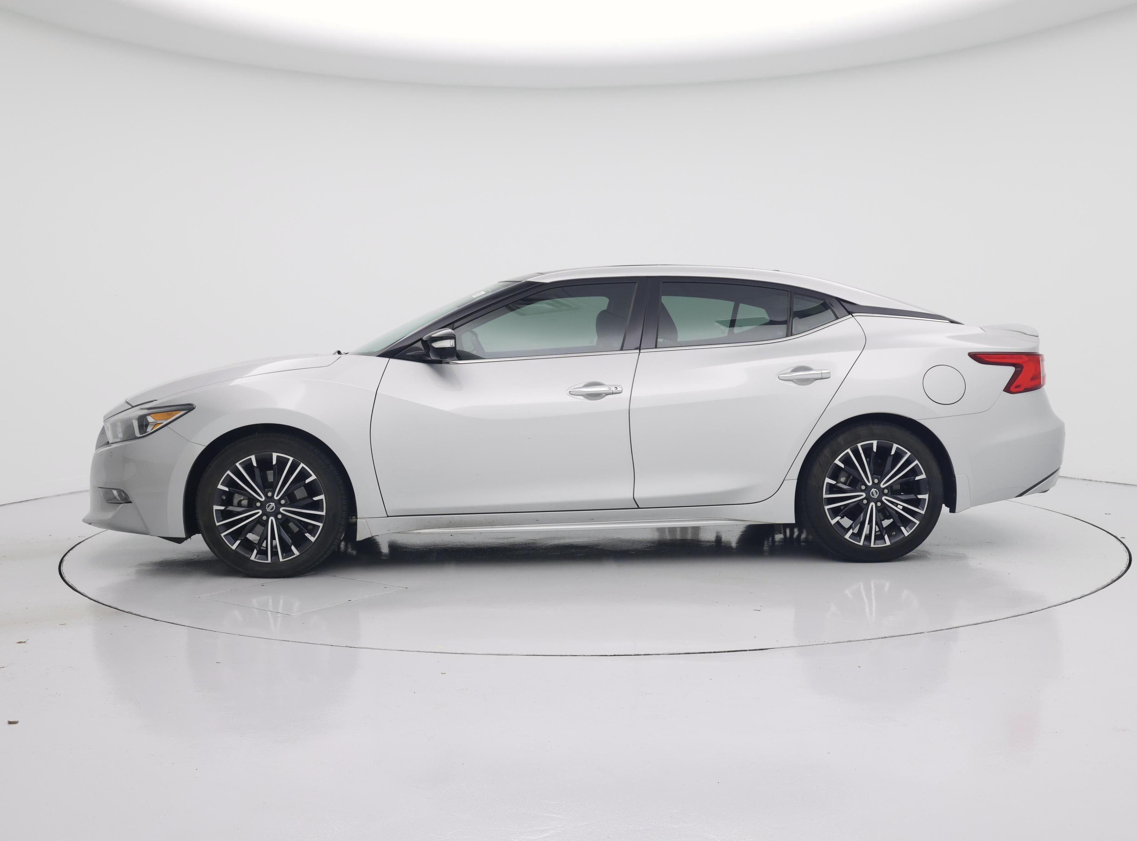 Thumbnail: 2017 Nissan Maxima - 3