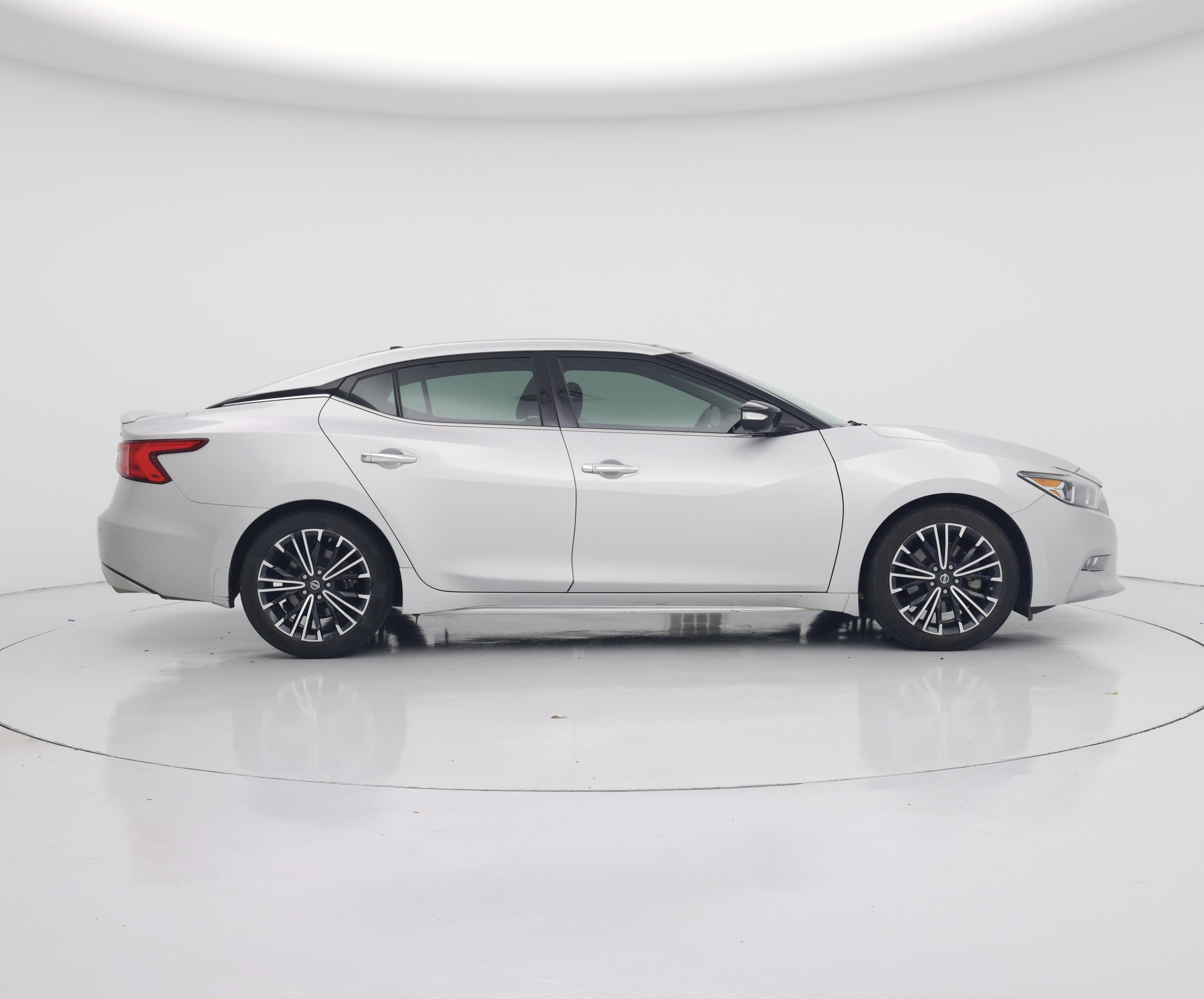 Thumbnail: 2017 Nissan Maxima - 7