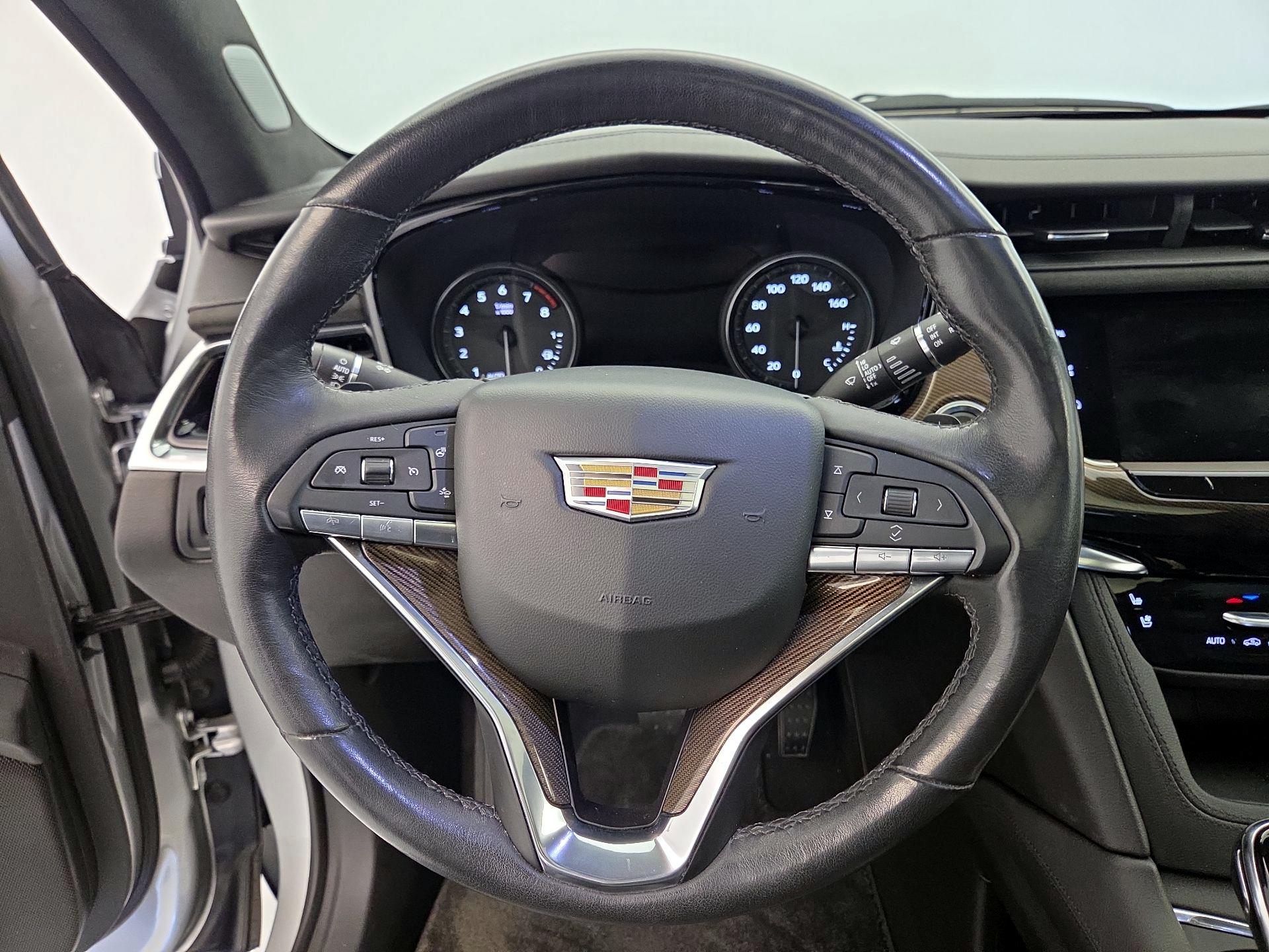Thumbnail: 2020 Cadillac XT6 - 10