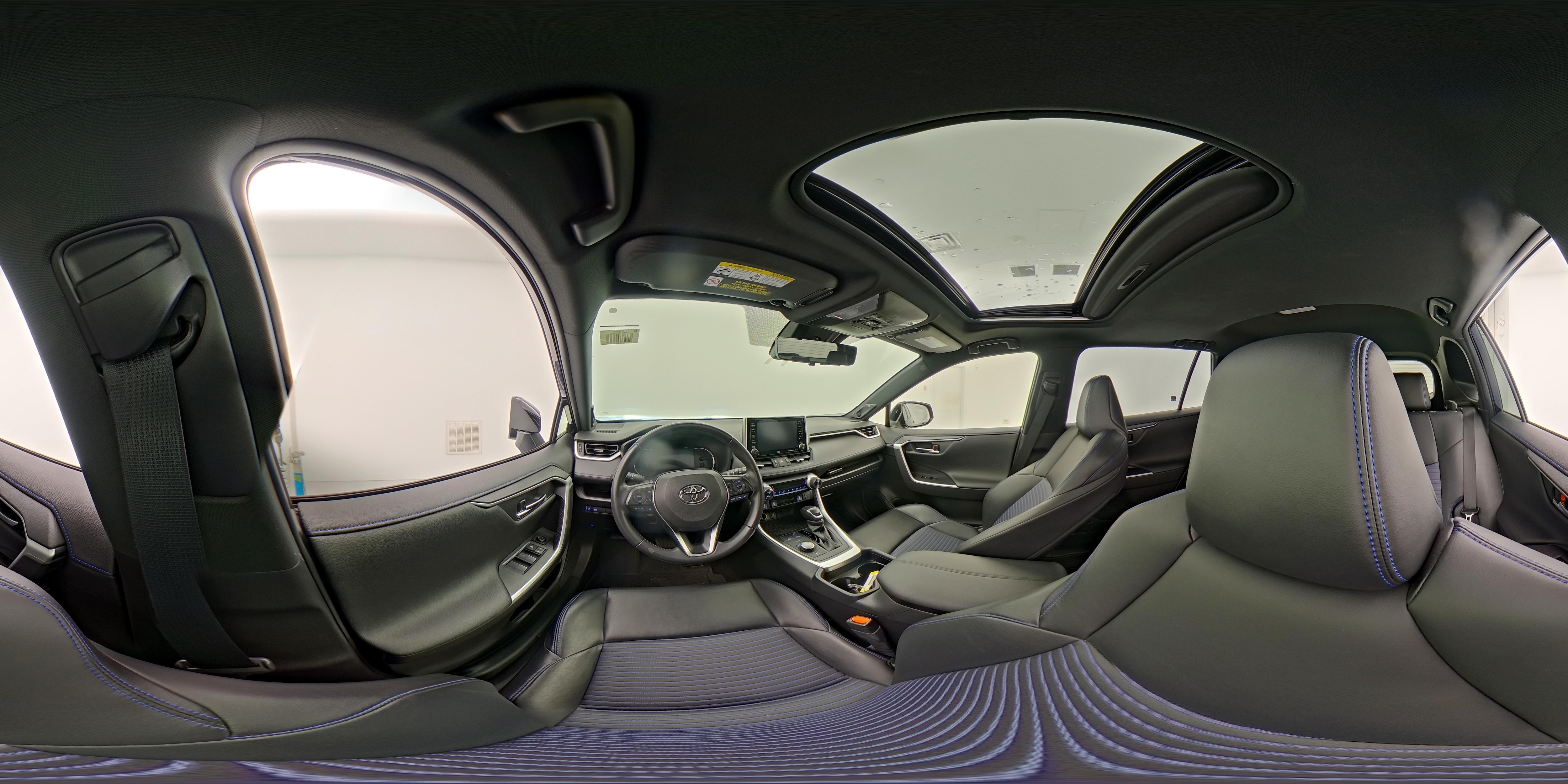 2020 Toyota RAV4 XSE - Photo 28