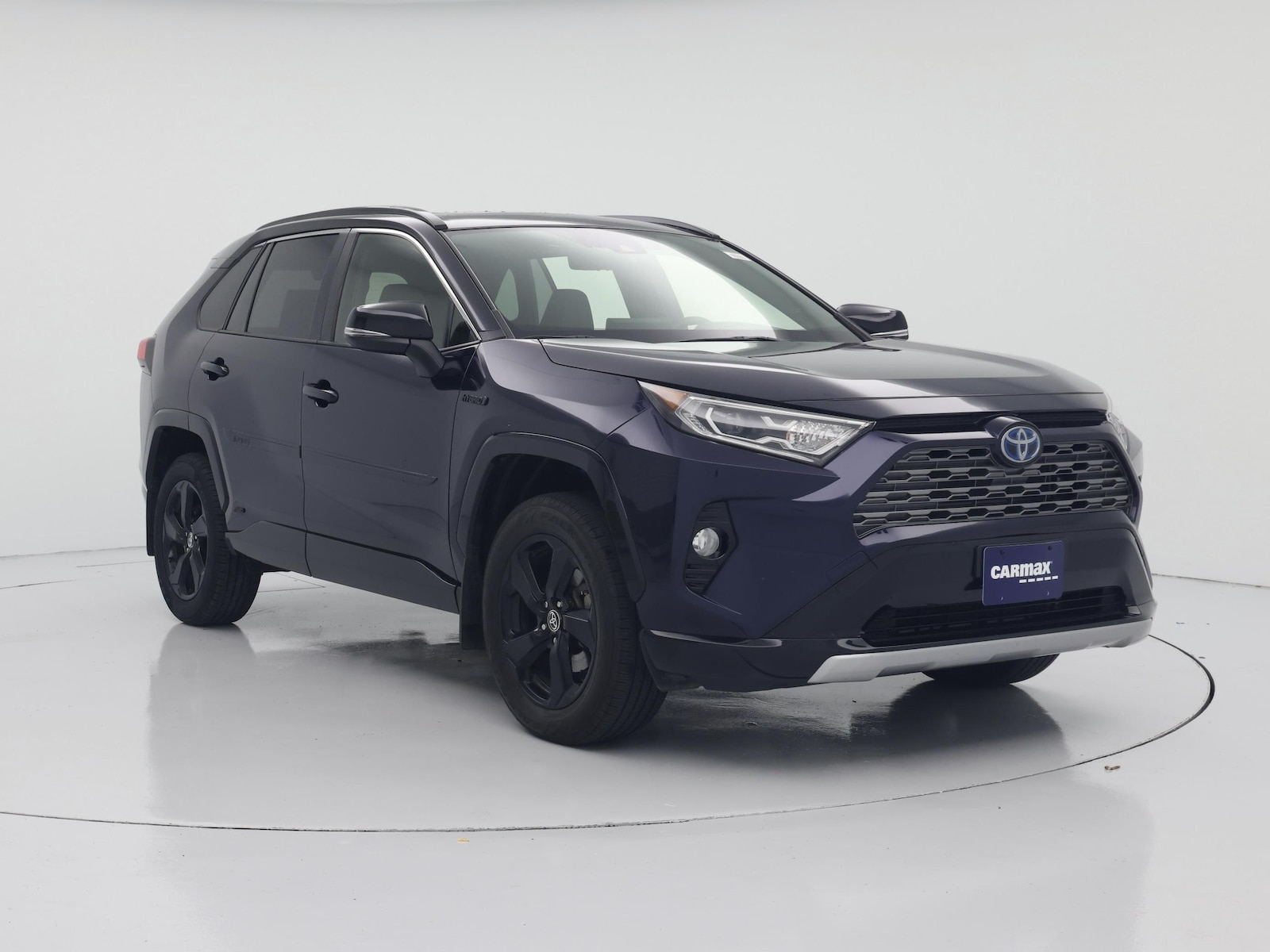2020 Toyota RAV4 XSE - Photo 2