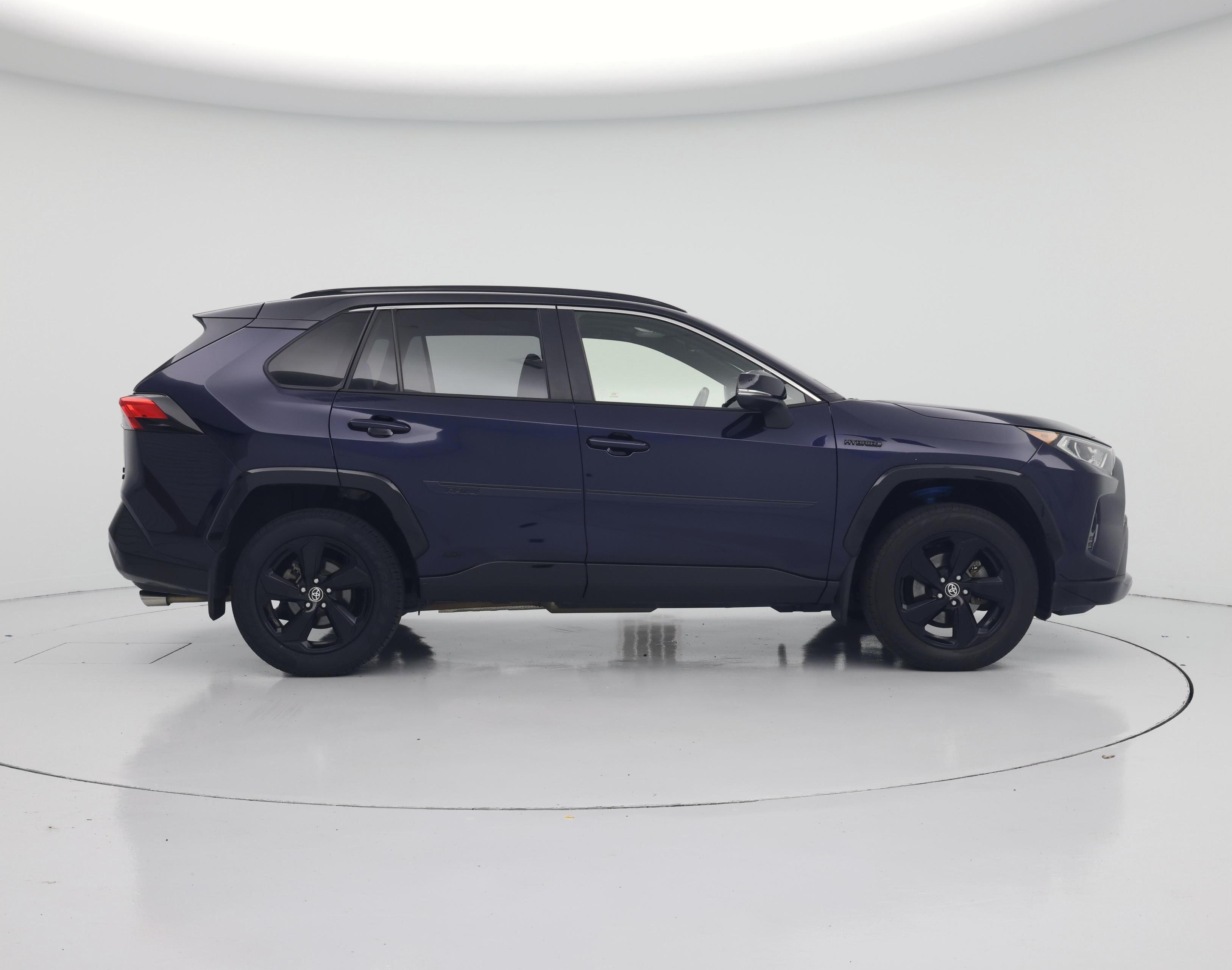 Thumbnail: 2020 Toyota RAV4 - 7