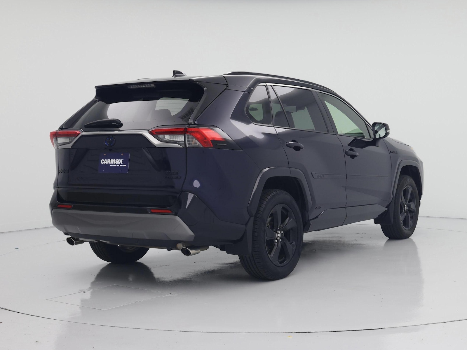 2020 Toyota RAV4 XSE - Photo 9