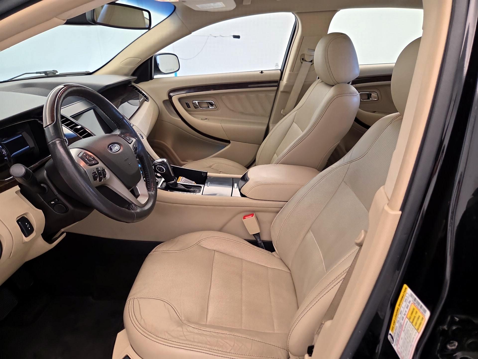 Thumbnail: 2018 Ford Taurus - 11