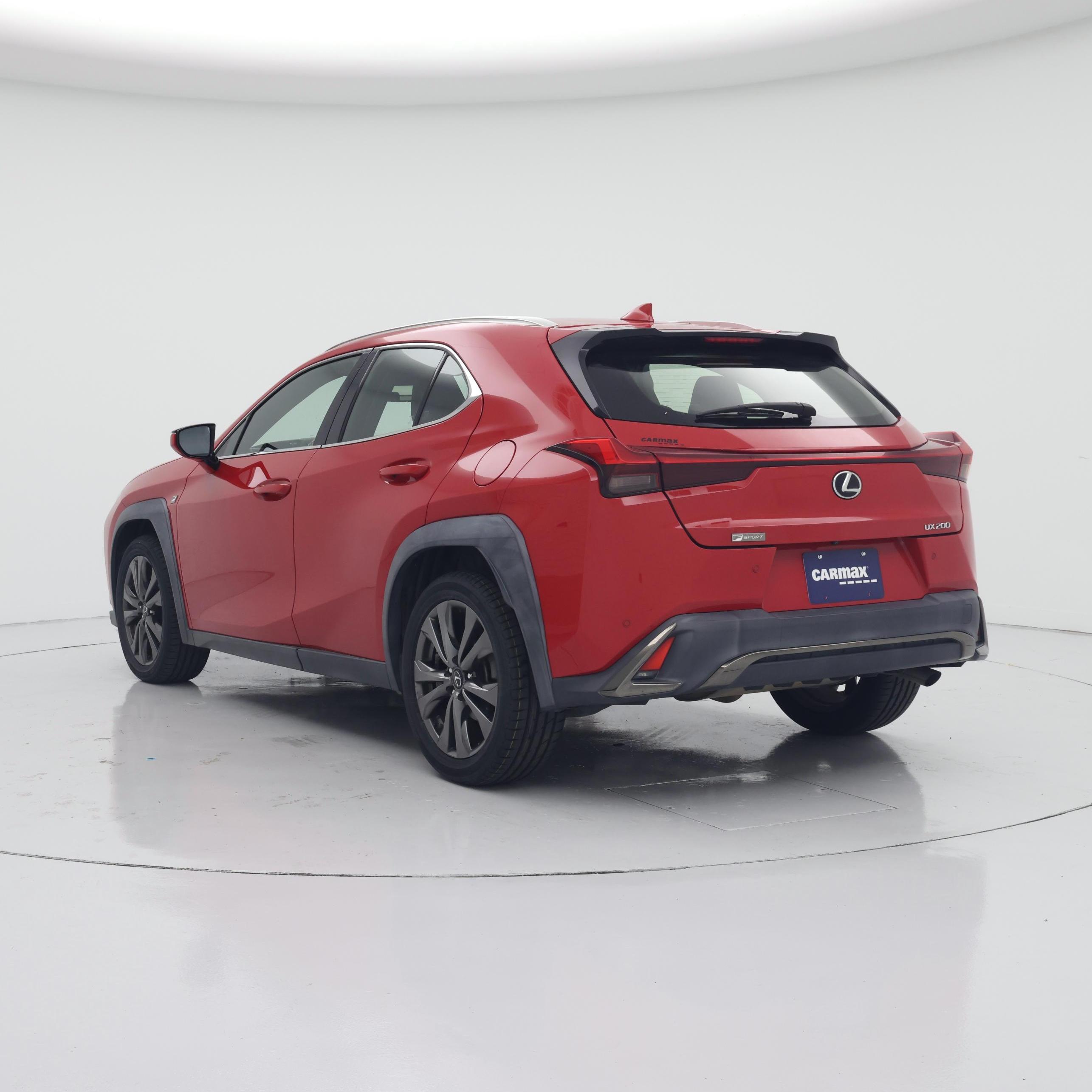 Thumbnail: 2019 Lexus UX - 2