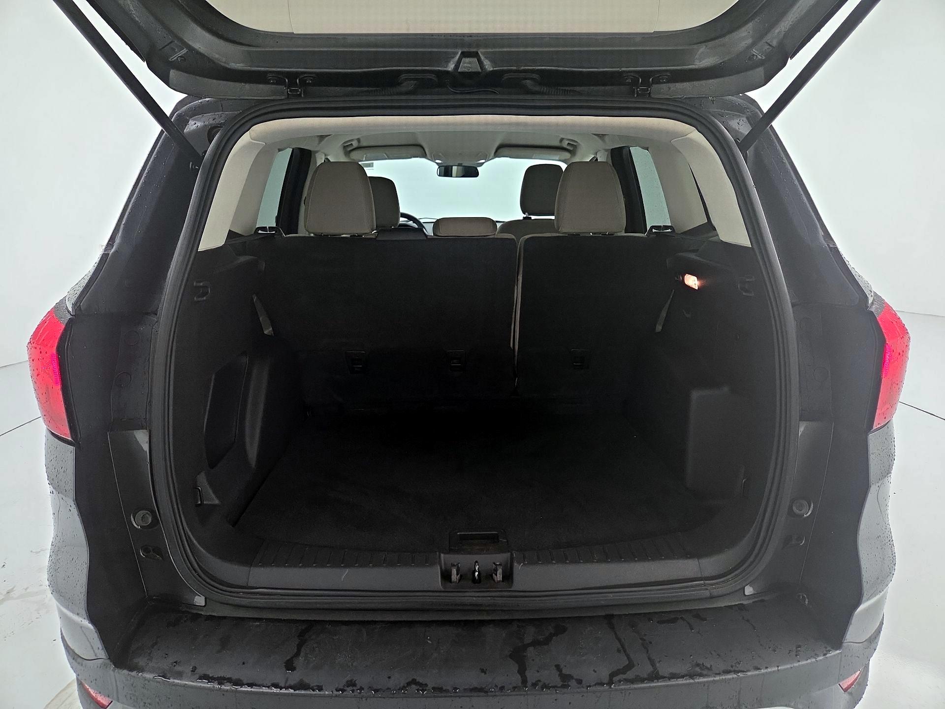 Thumbnail: 2019 Ford Escape - 20