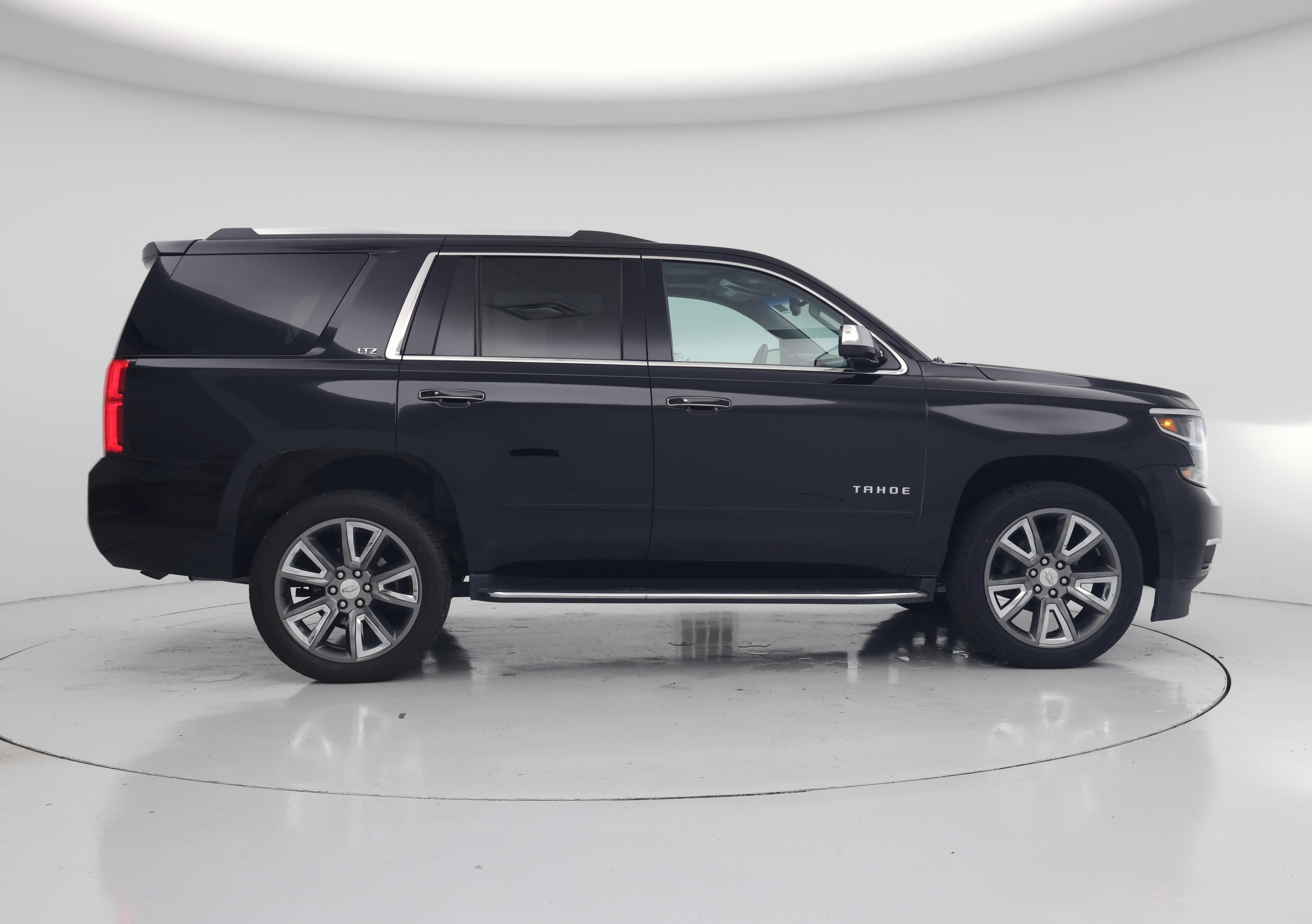 Thumbnail: 2016 Chevrolet Tahoe - 7