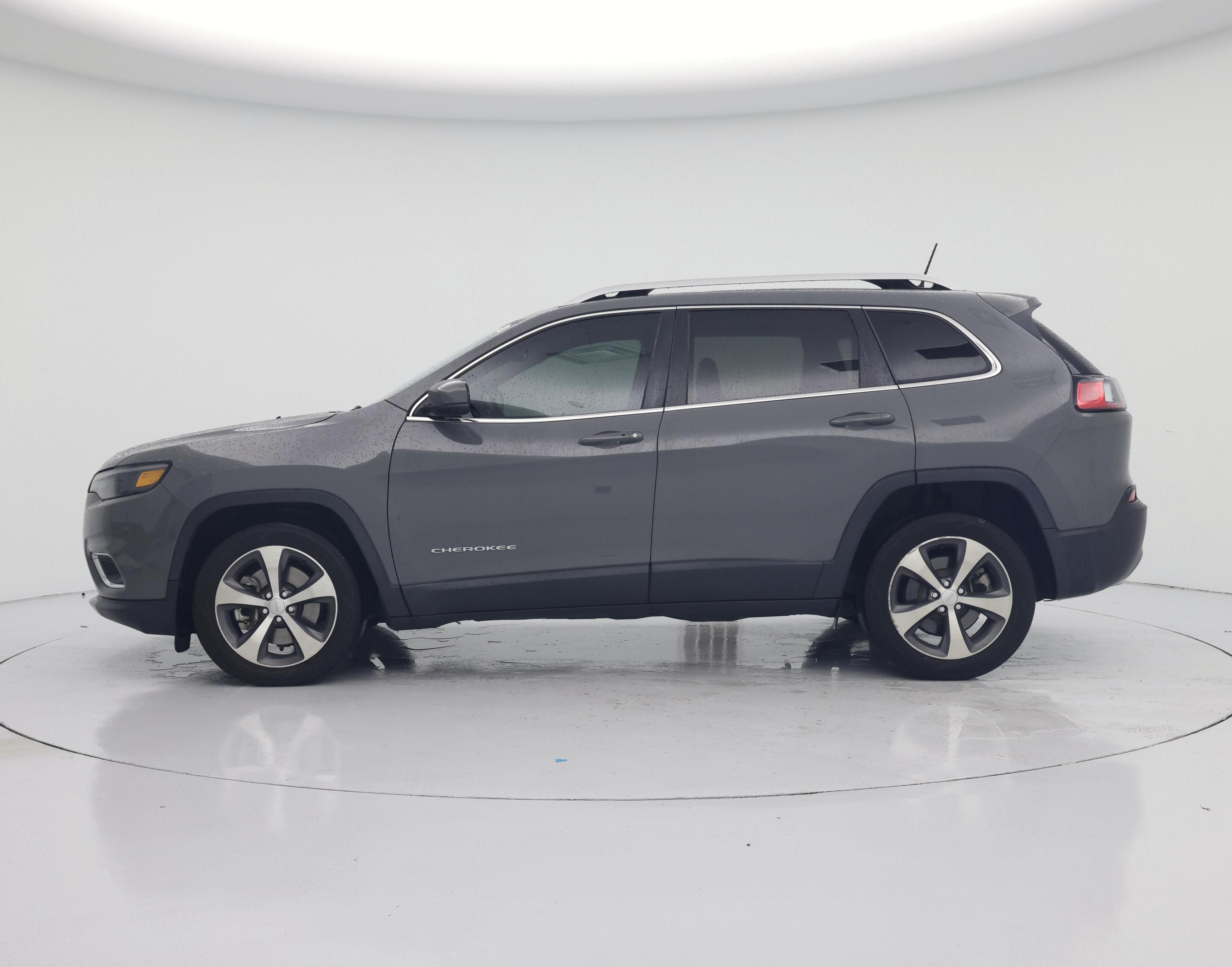 Thumbnail: 2021 Jeep Cherokee - 3