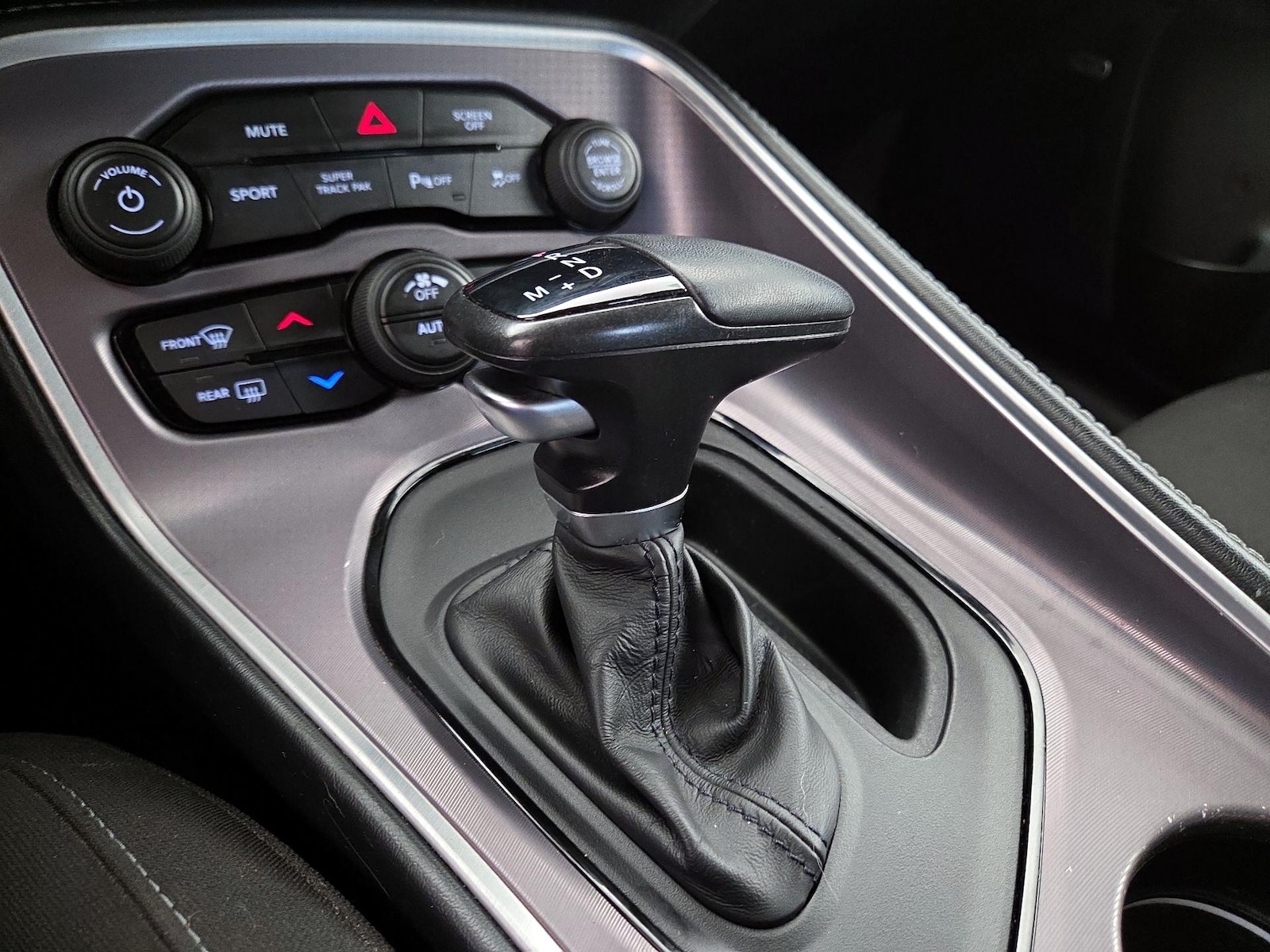 2022 Dodge Challenger GT - Photo 18
