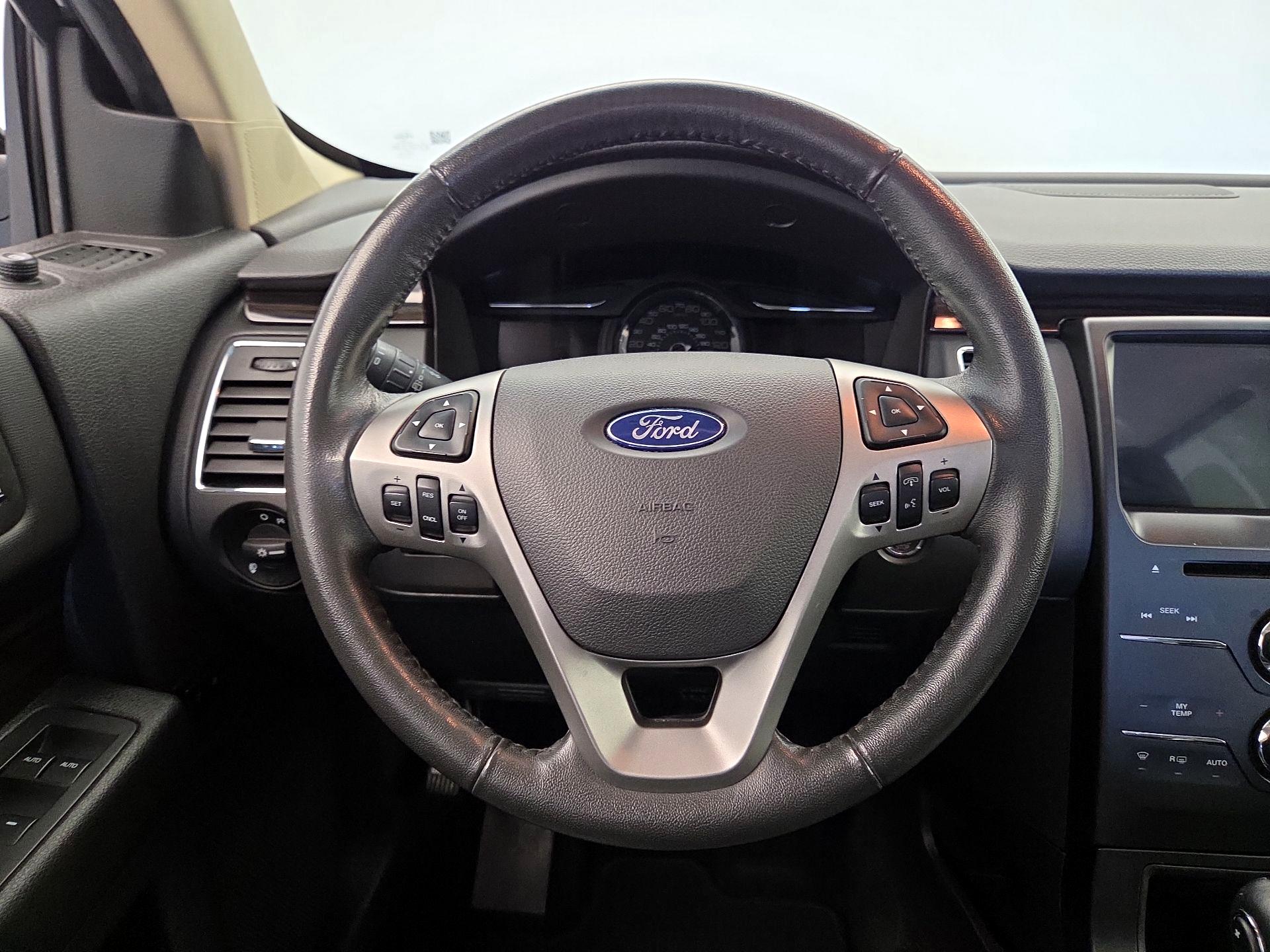 Thumbnail: 2017 Ford Flex - 10