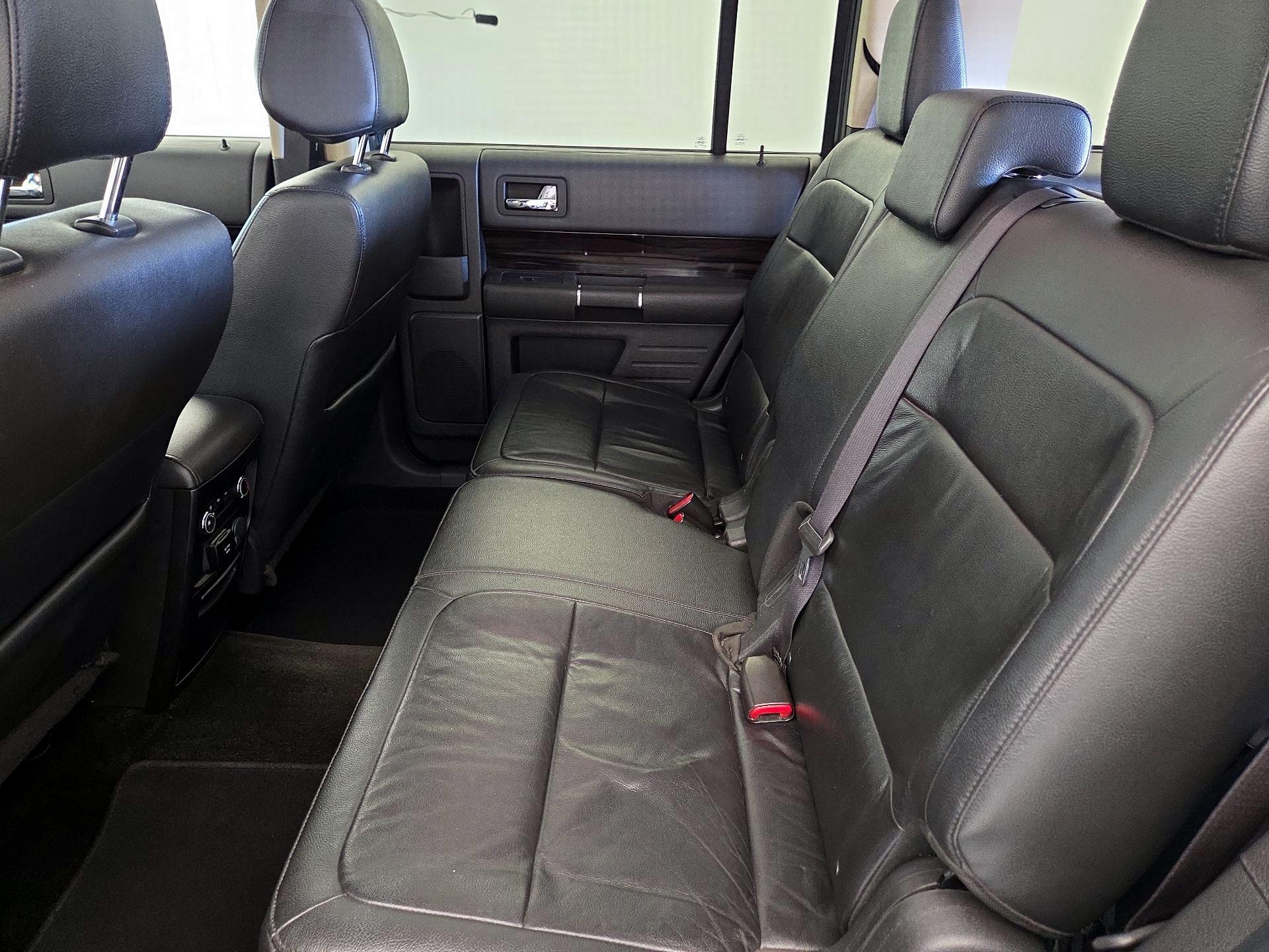 Thumbnail: 2017 Ford Flex - 19
