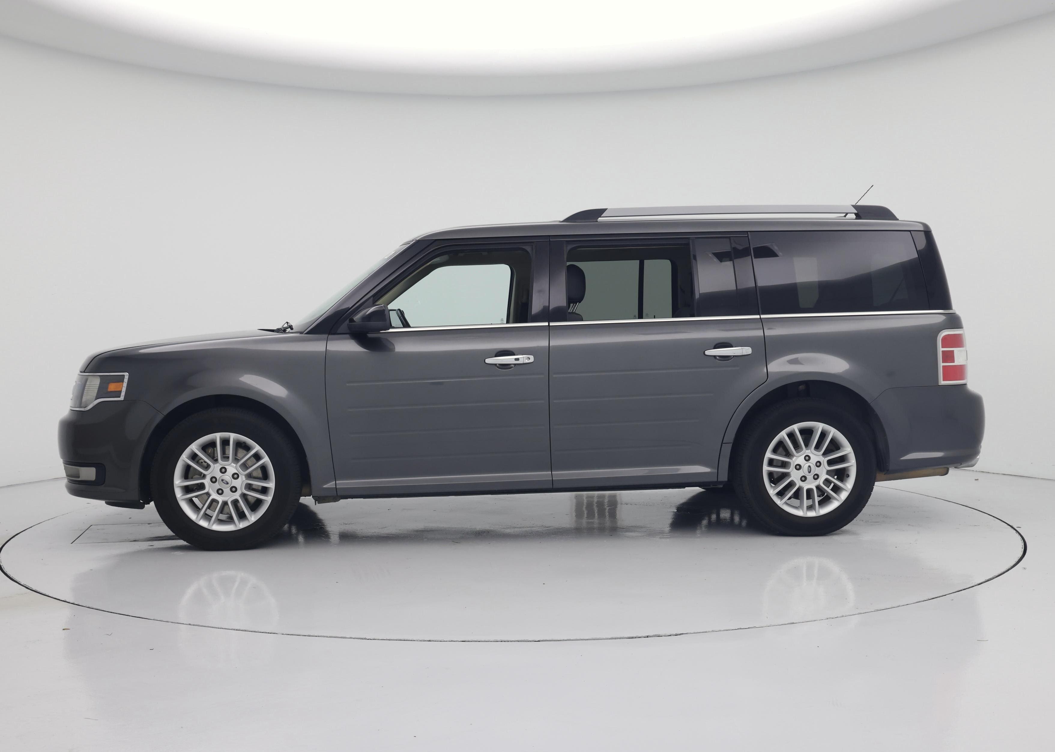 Thumbnail: 2017 Ford Flex - 3
