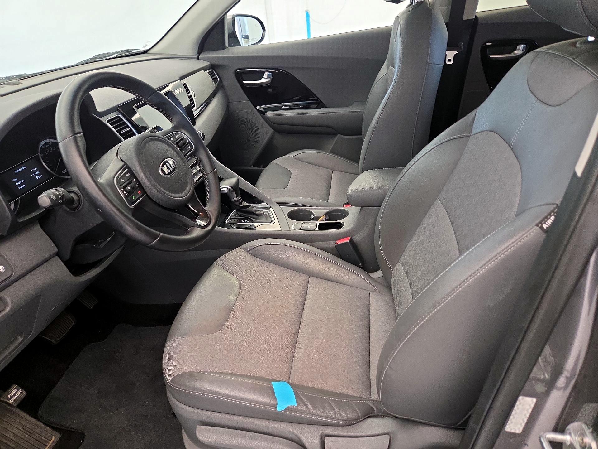 Thumbnail: 2017 Kia Niro - 11