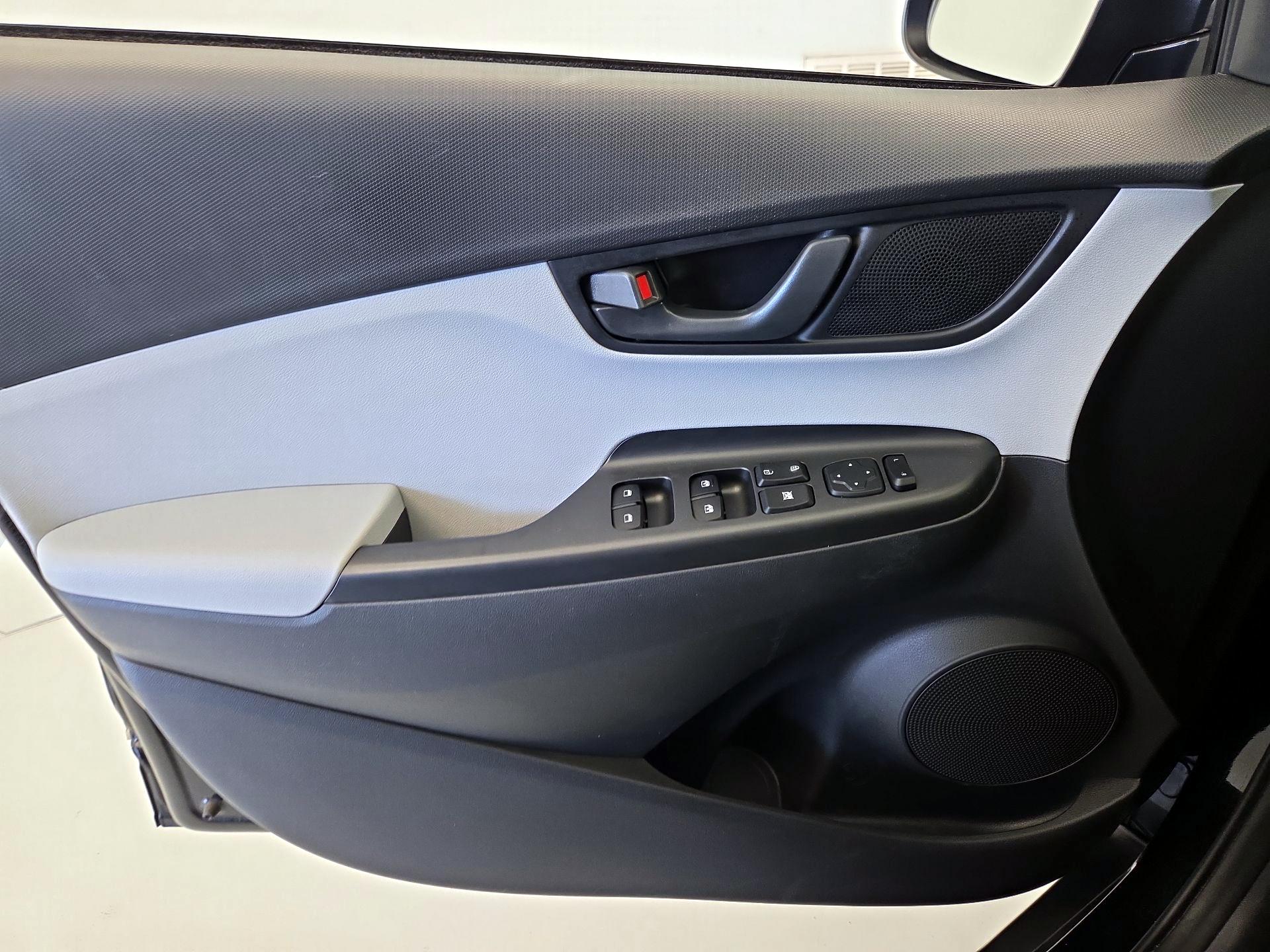 Thumbnail: 2023 Hyundai Kona - 12