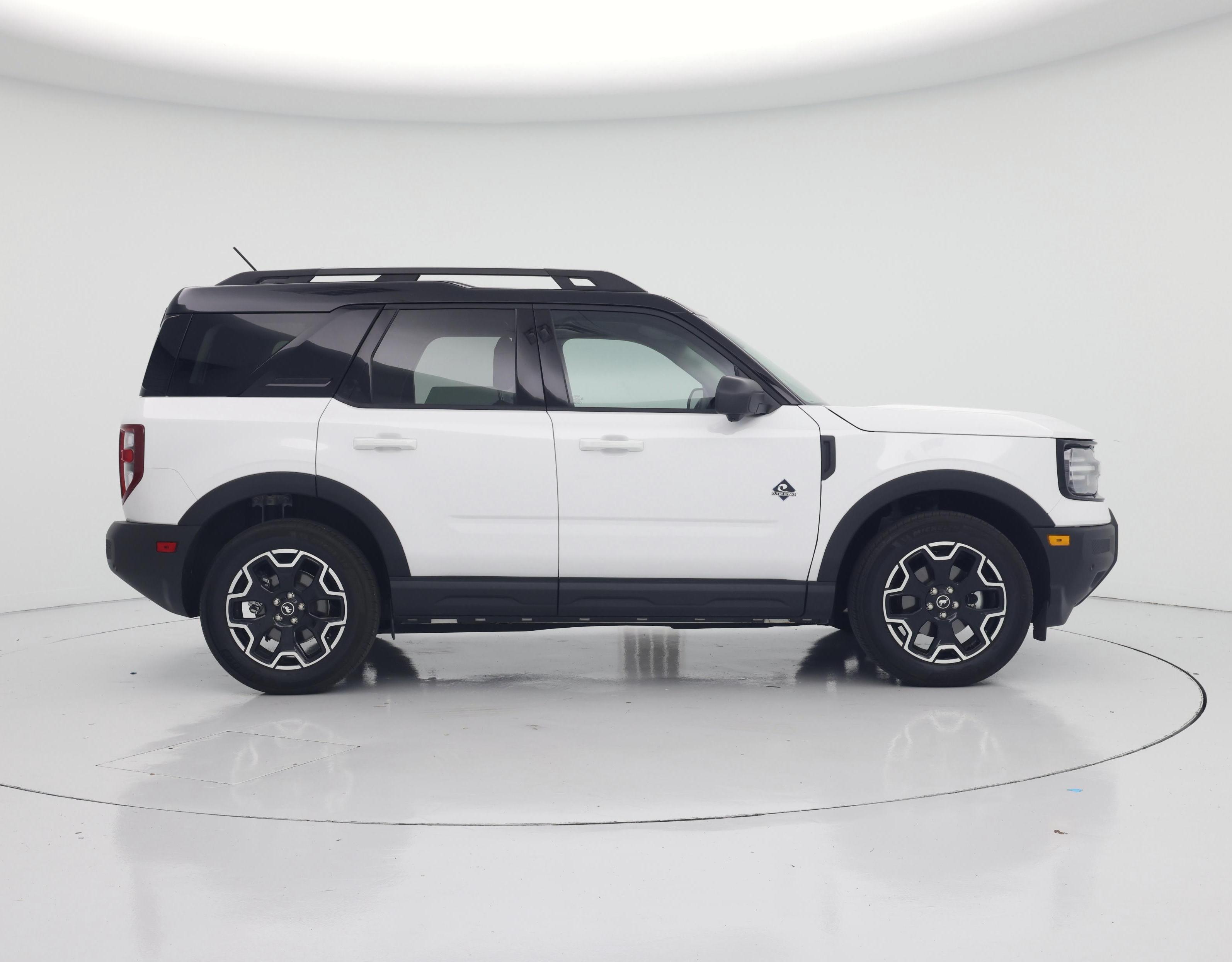 Thumbnail: 2025 Ford Bronco Sport - 7