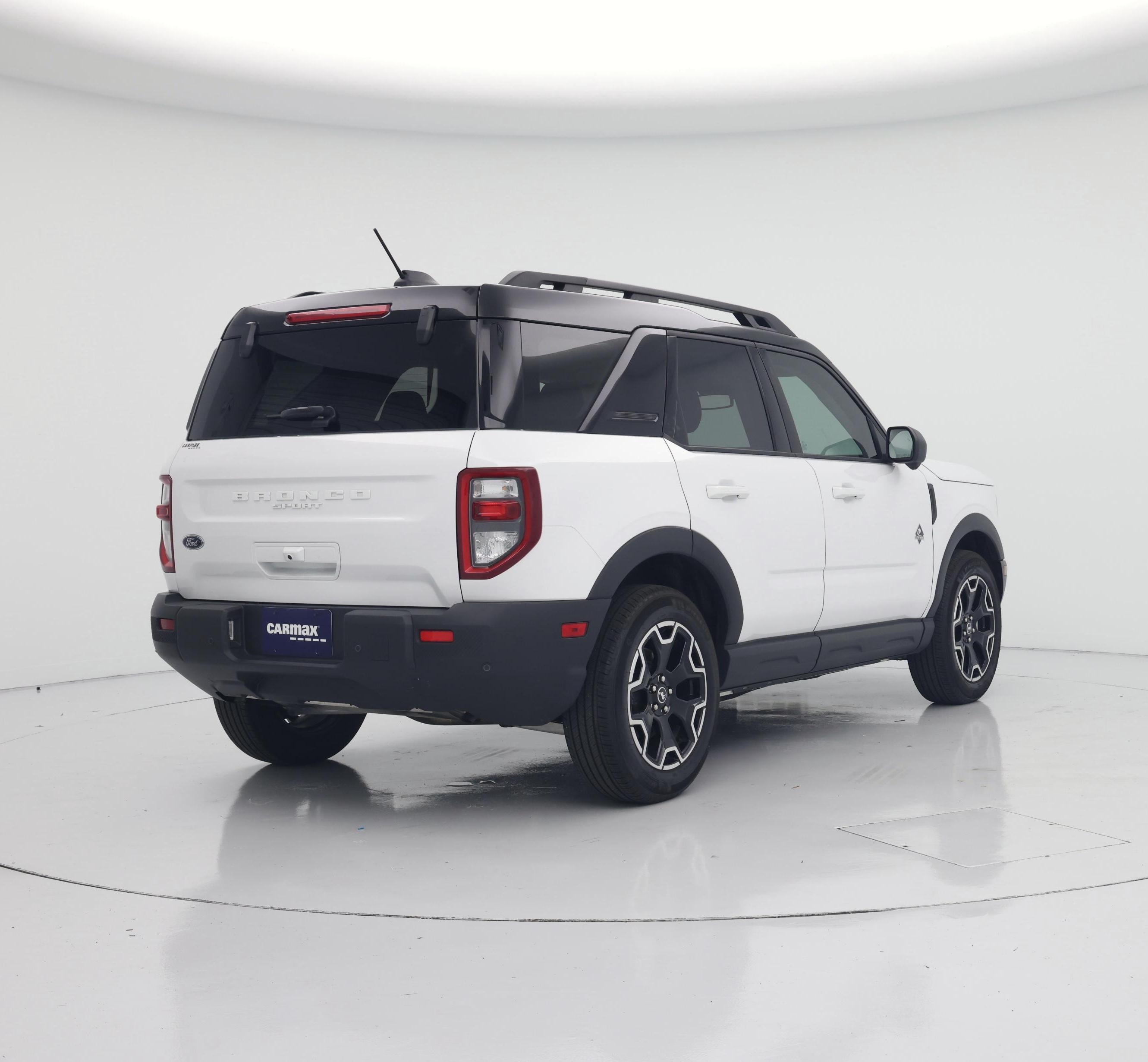 Thumbnail: 2025 Ford Bronco Sport - 8