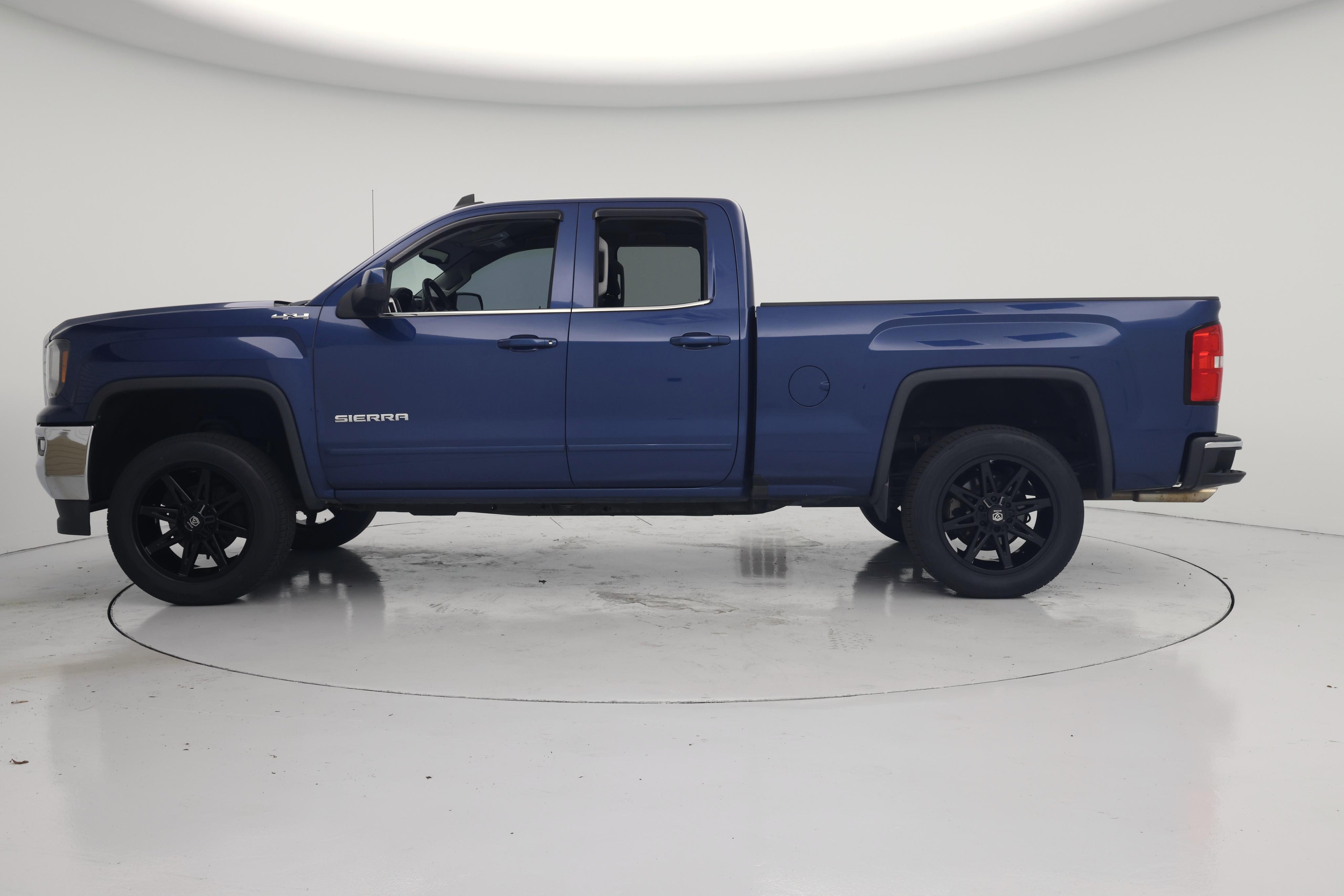Thumbnail: 2017 GMC Sierra 1500 - 3