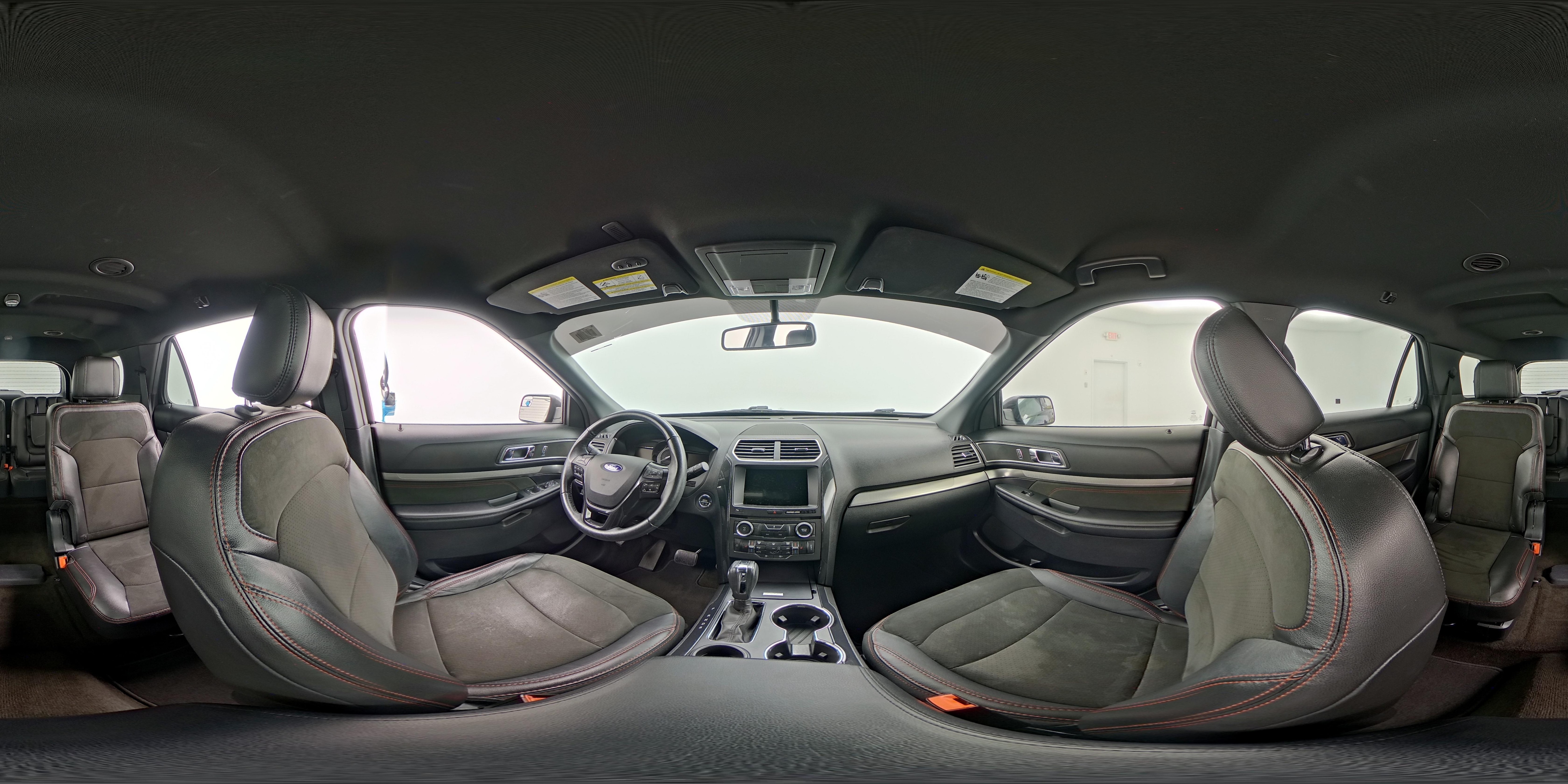2018 Ford Explorer XLT - Photo 25