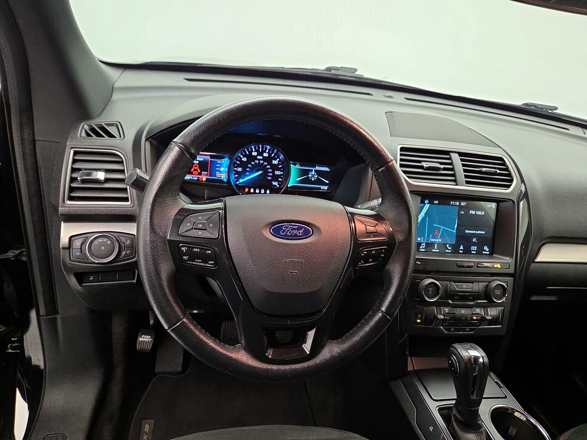 Thumbnail: 2018 Ford Explorer - 10