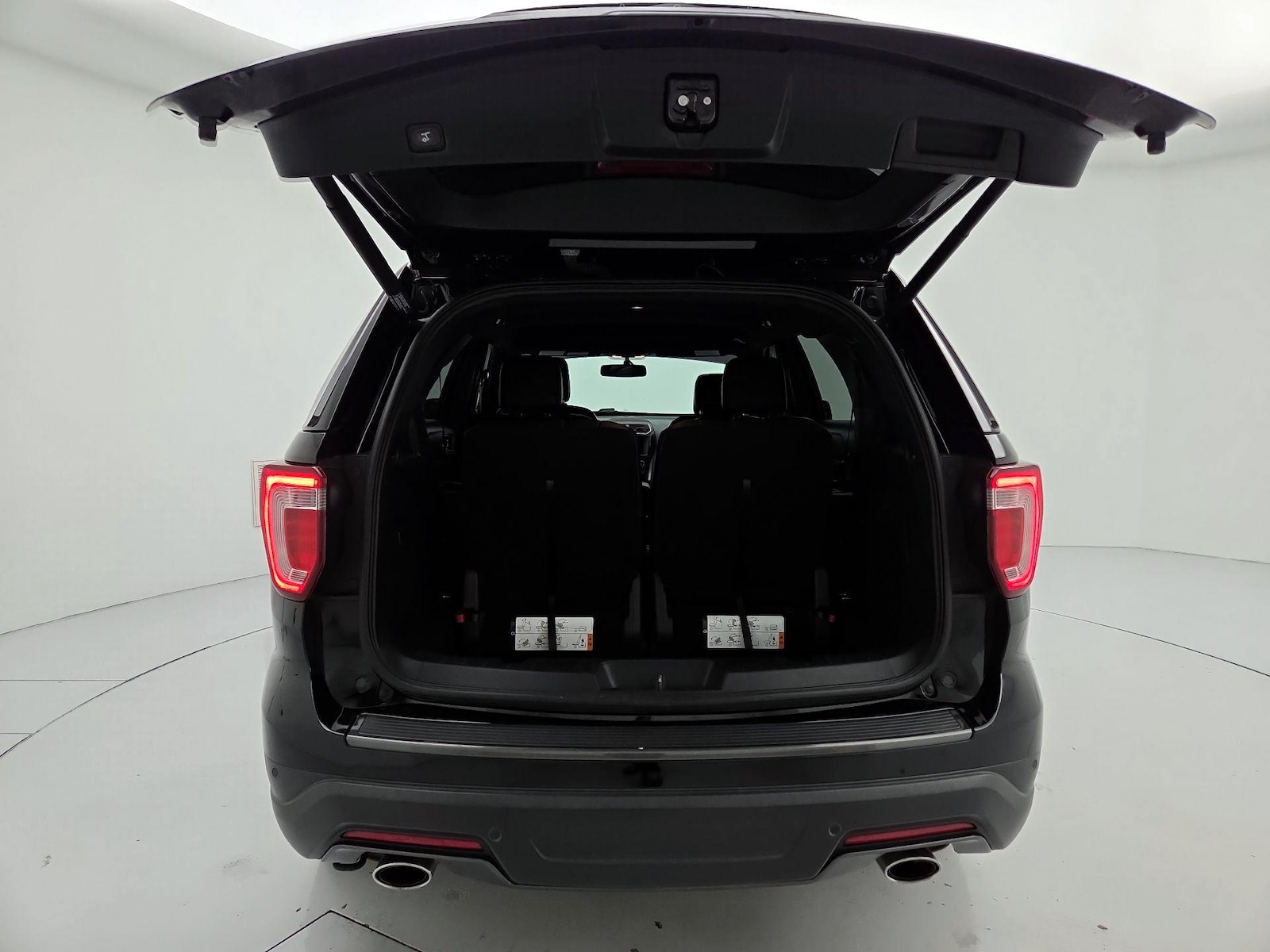 2018 Ford Explorer XLT - Photo 22