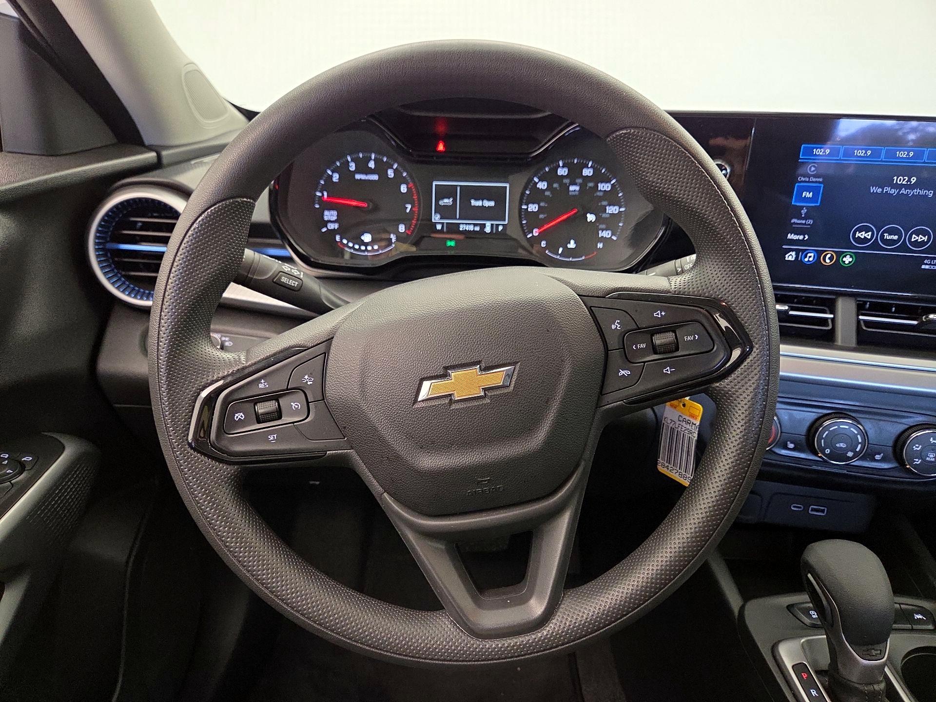 Thumbnail: 2024 Chevrolet Trax - 10