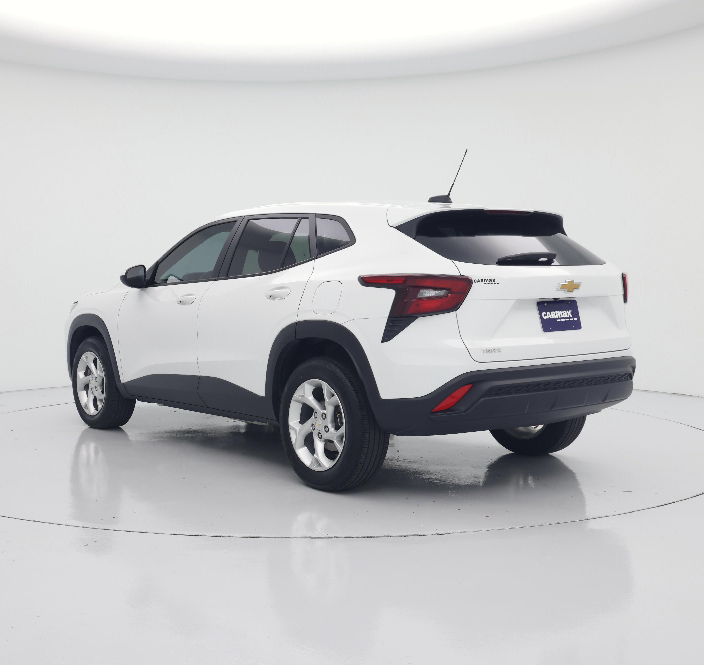 Thumbnail: 2024 Chevrolet Trax - 2