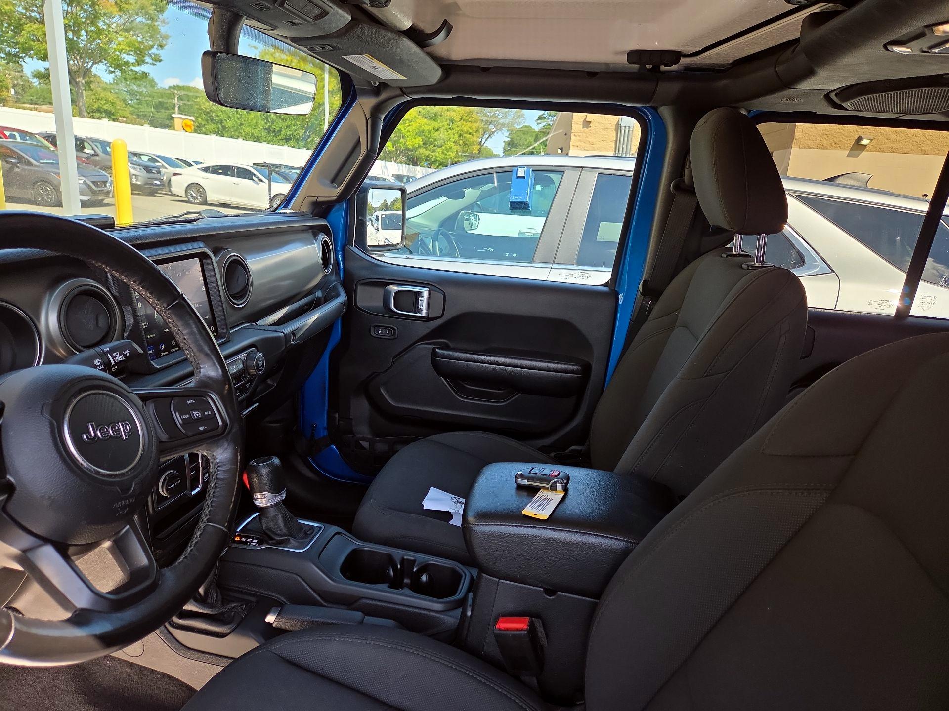 Thumbnail: 2021 Jeep Gladiator - 11