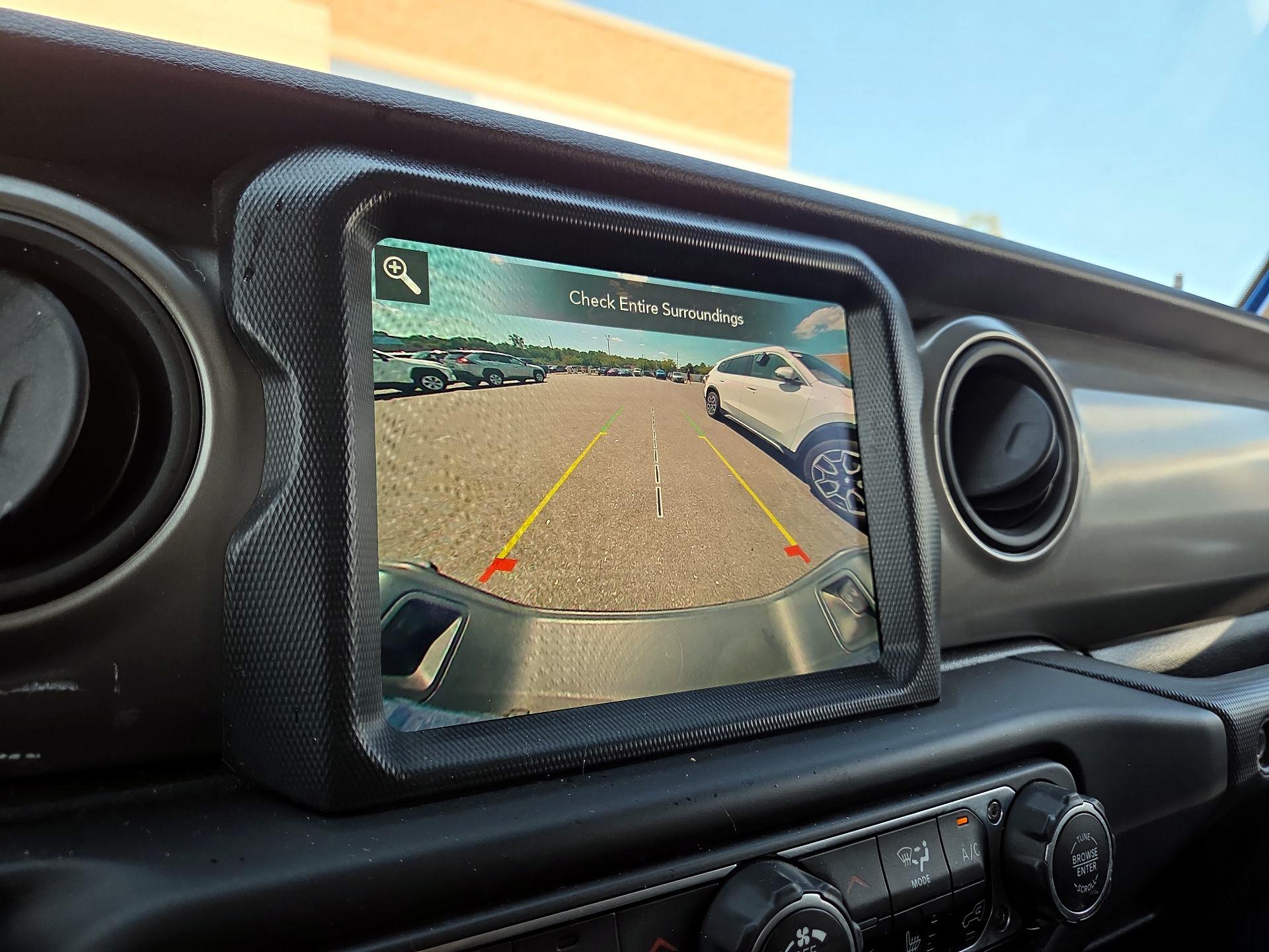 Thumbnail: 2021 Jeep Gladiator - 13