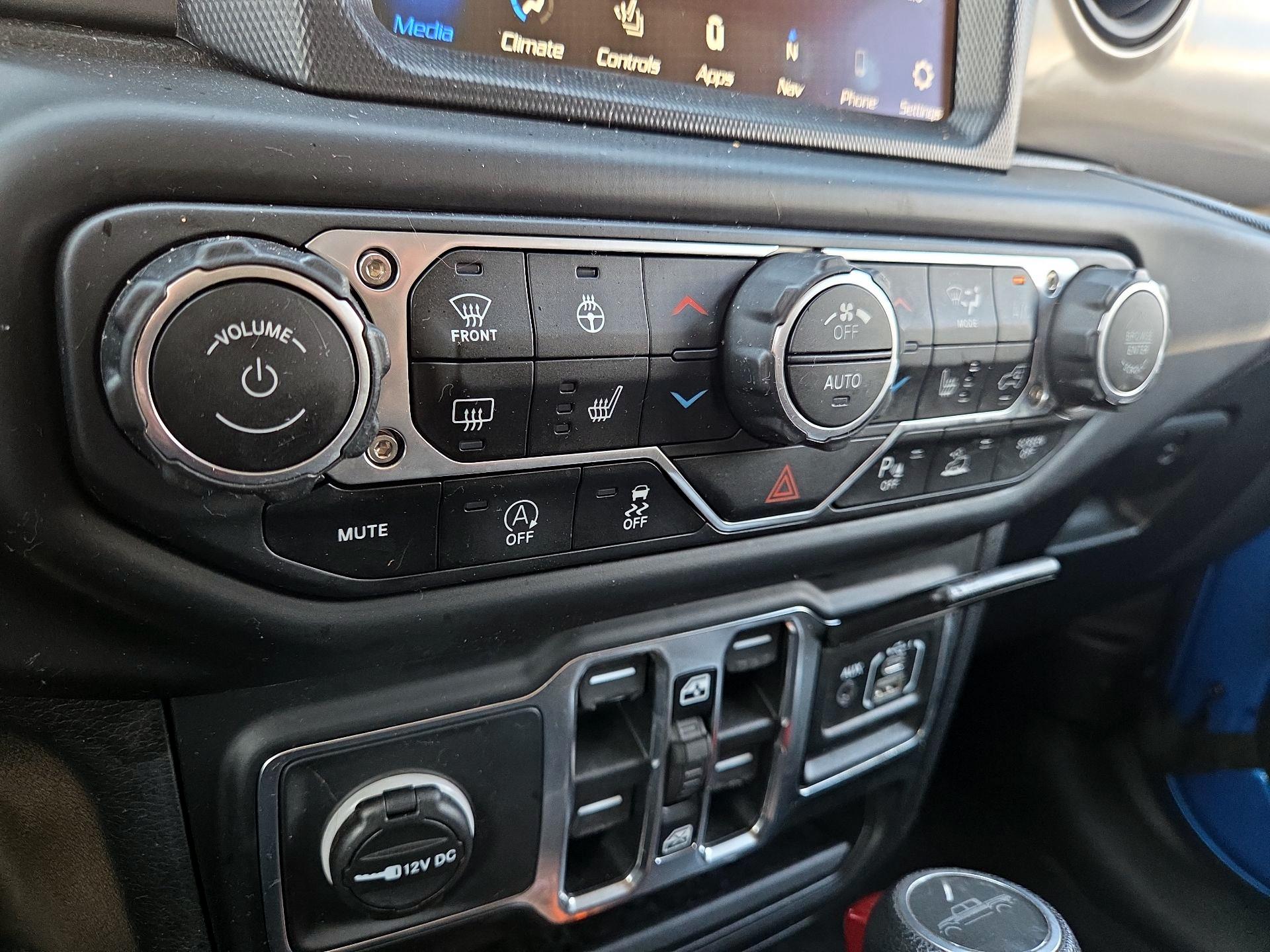 Thumbnail: 2021 Jeep Gladiator - 15