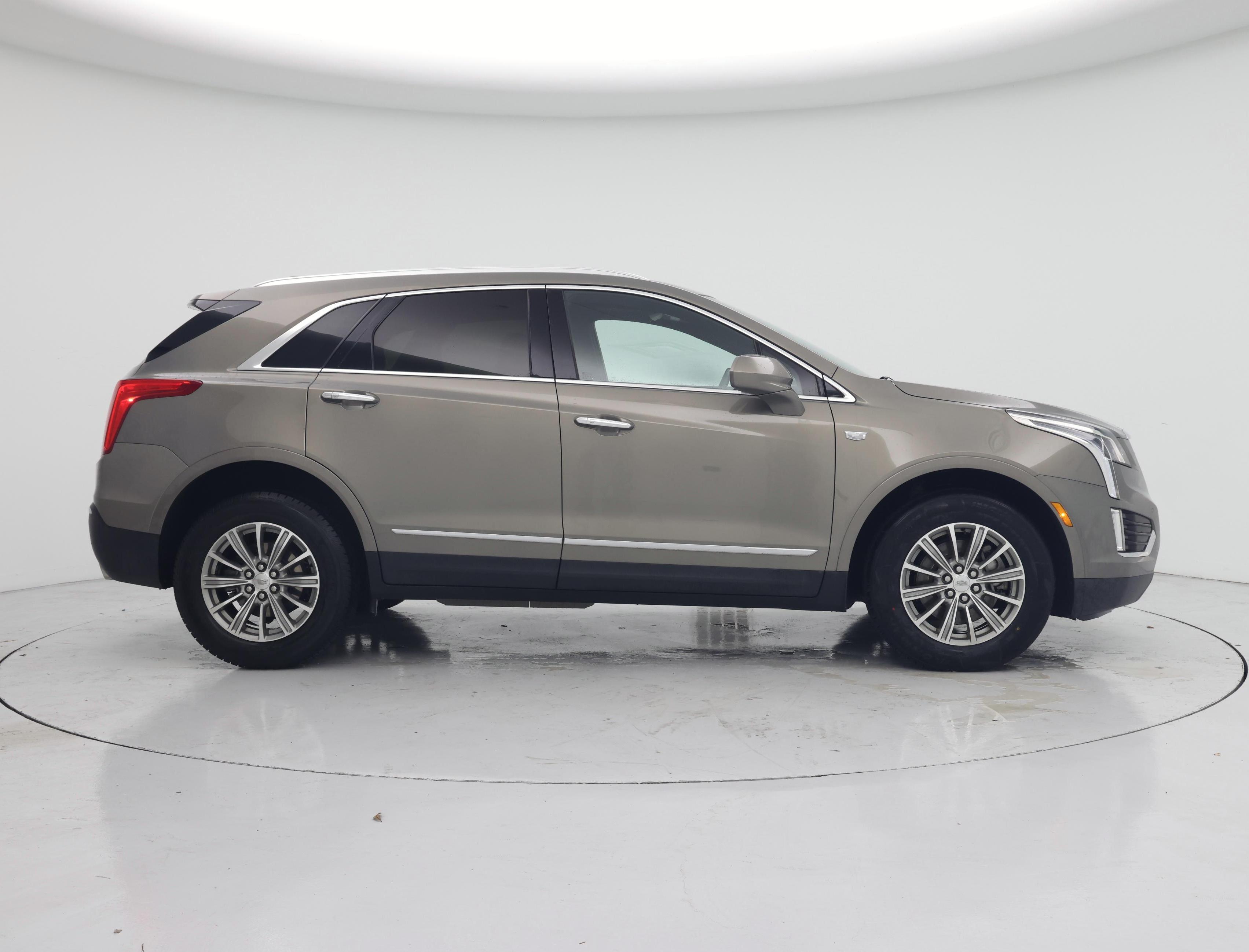 Thumbnail: 2017 Cadillac XT5 - 7