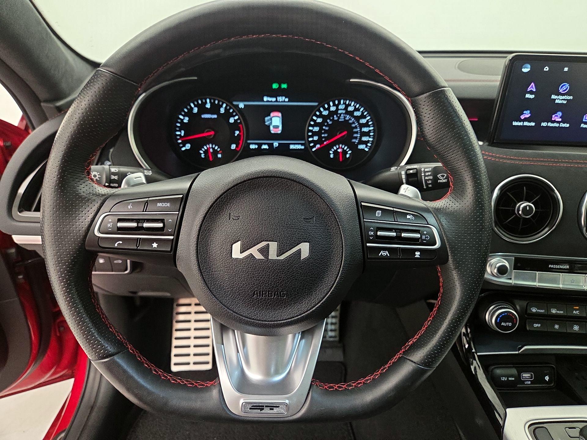 Thumbnail: 2023 Kia Stinger - 10