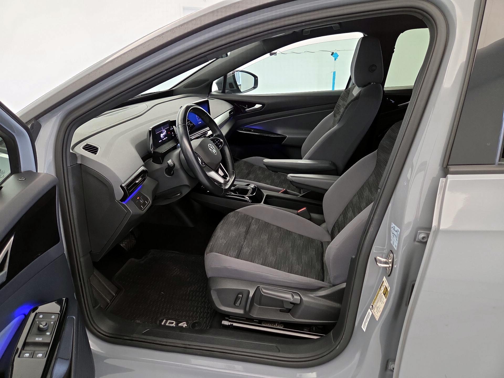 Thumbnail: 2021 Volkswagen ID.4 - 11