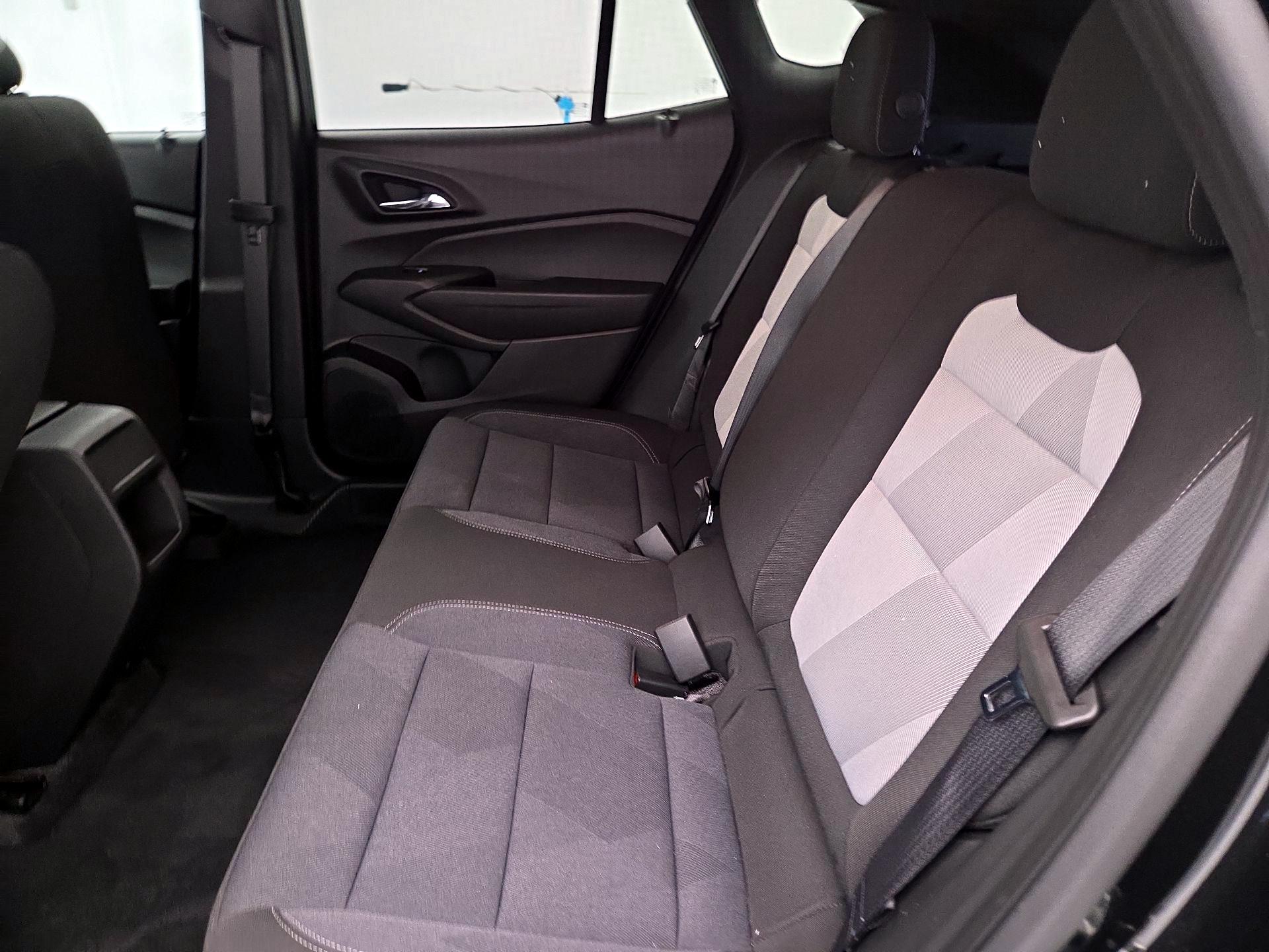 Thumbnail: 2024 Chevrolet Trax - 19