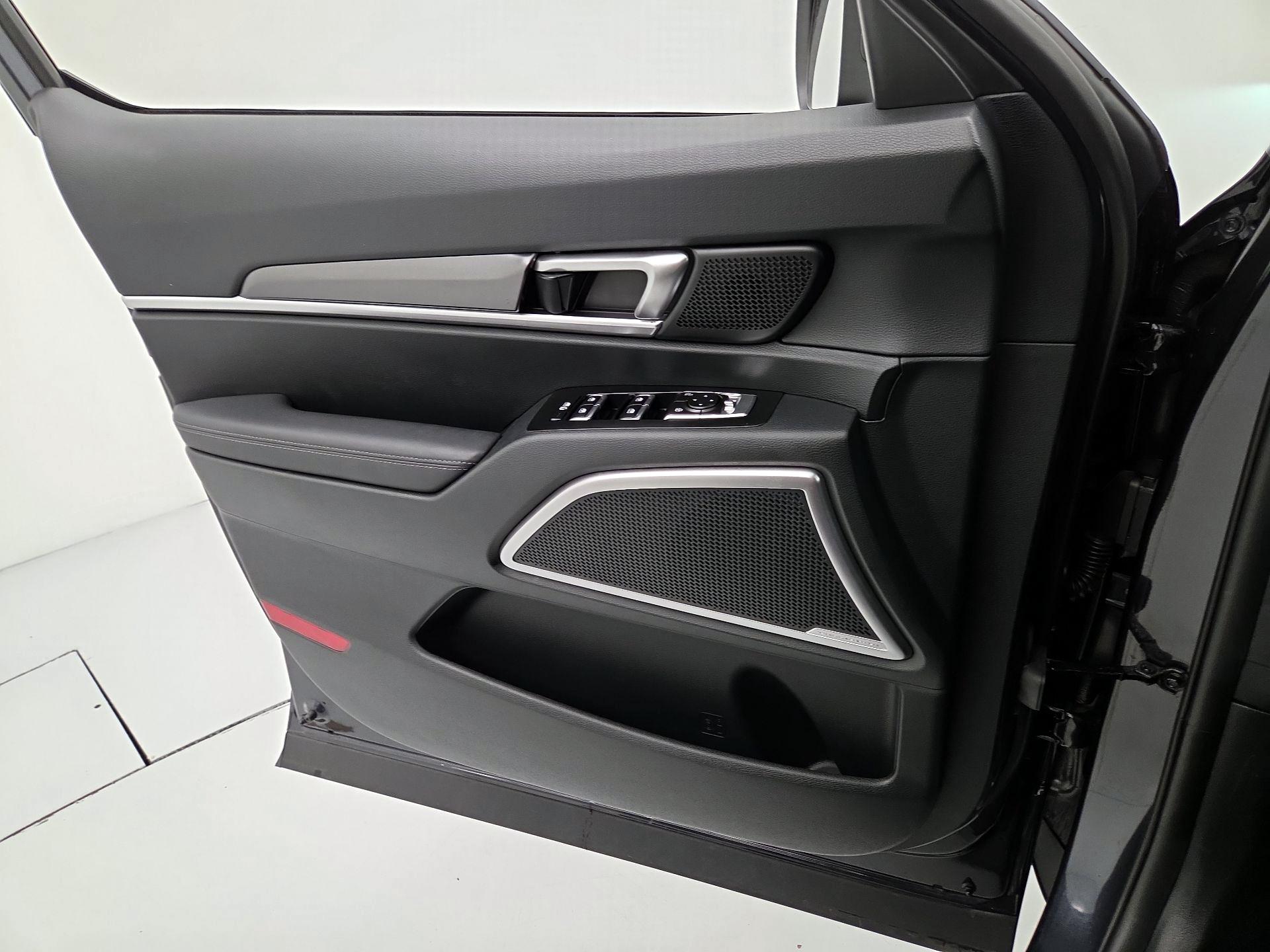 Thumbnail: 2025 Kia Telluride - 12