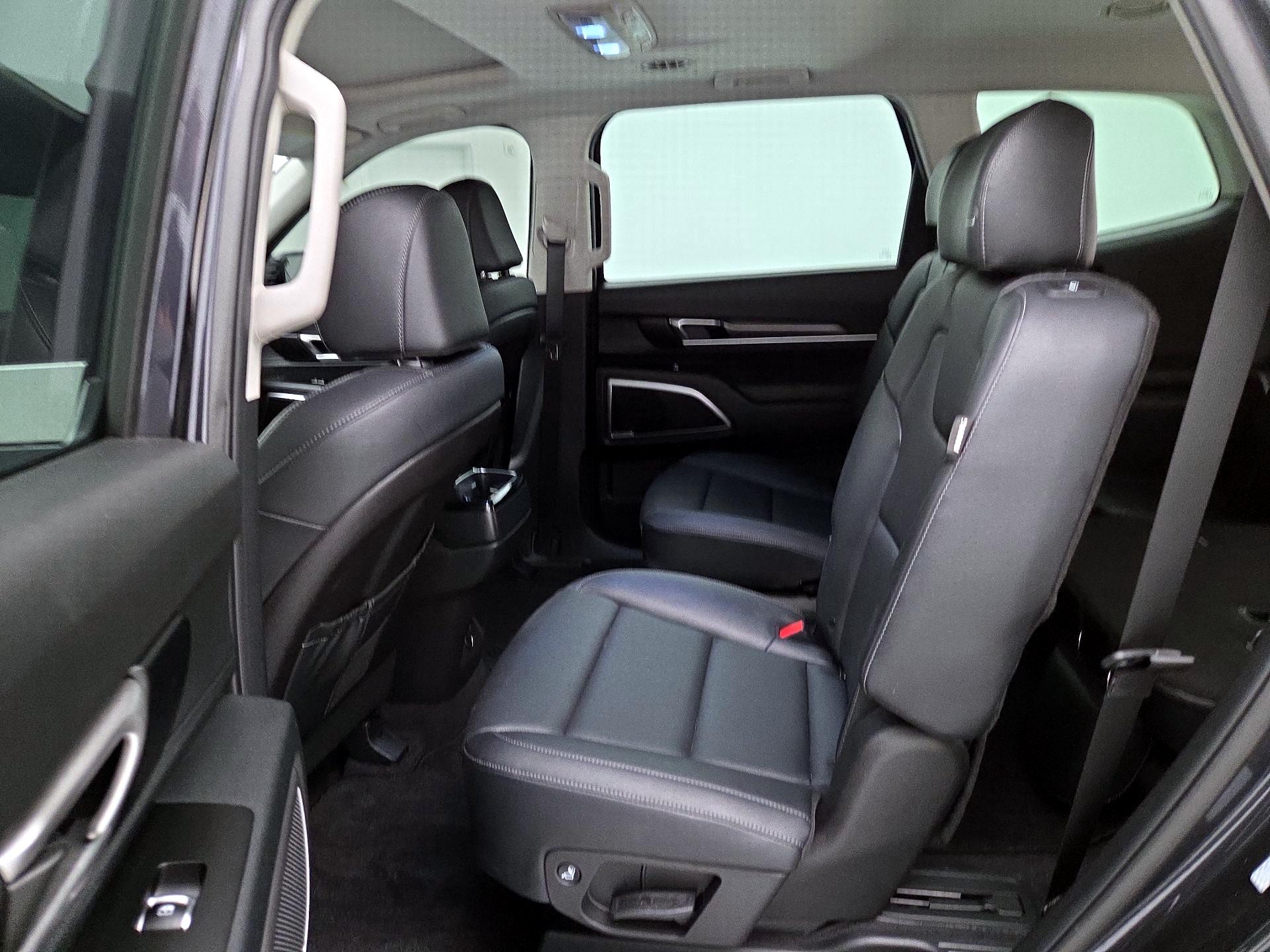 Thumbnail: 2025 Kia Telluride - 20