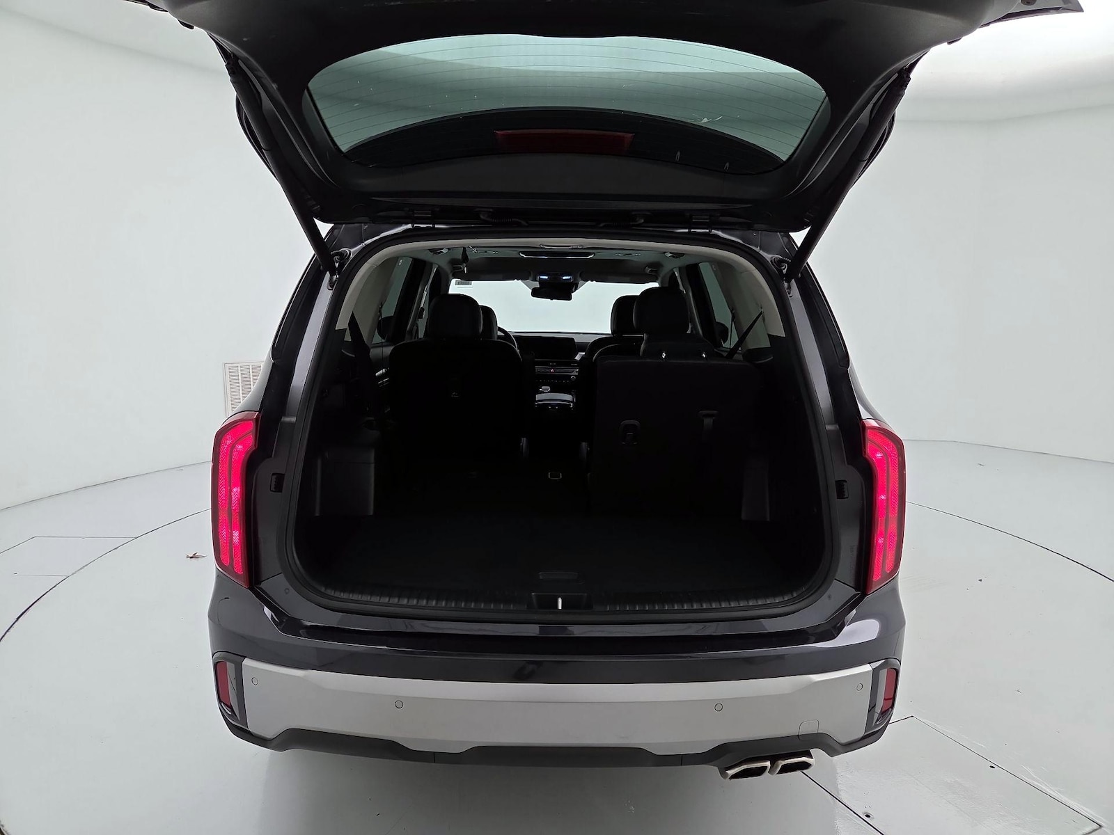 2025 Kia Telluride S - Photo 22