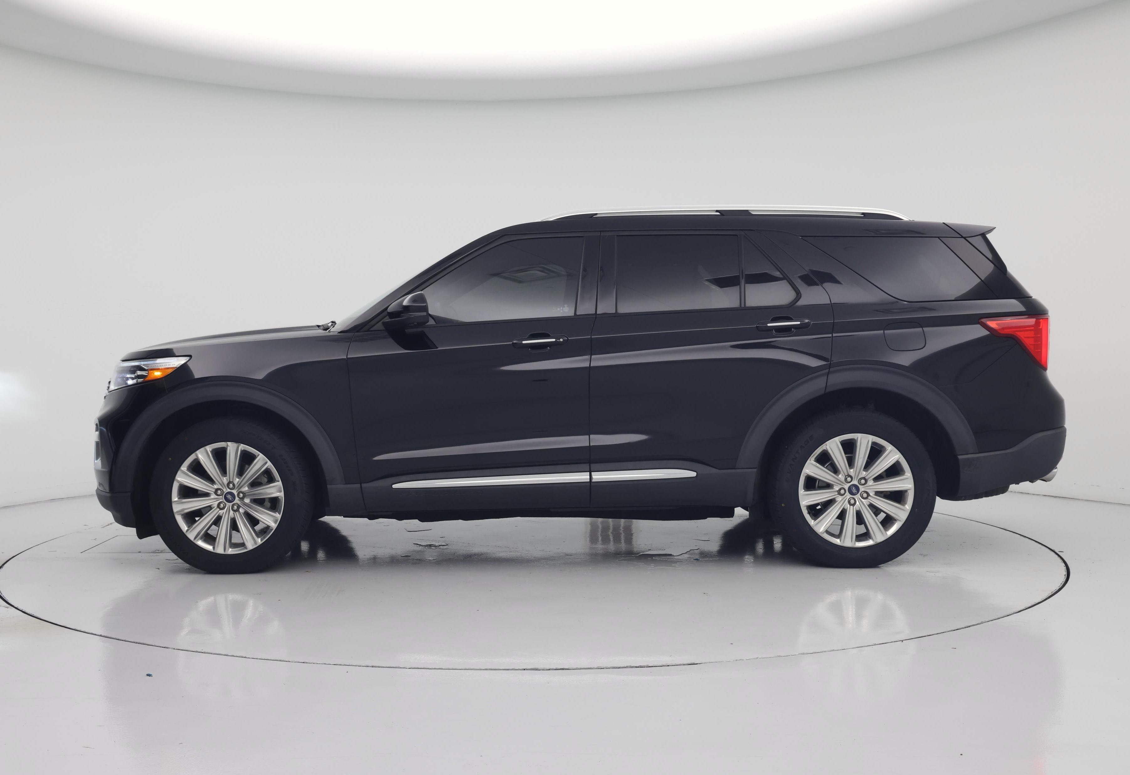 Thumbnail: 2020 Ford Explorer - 3