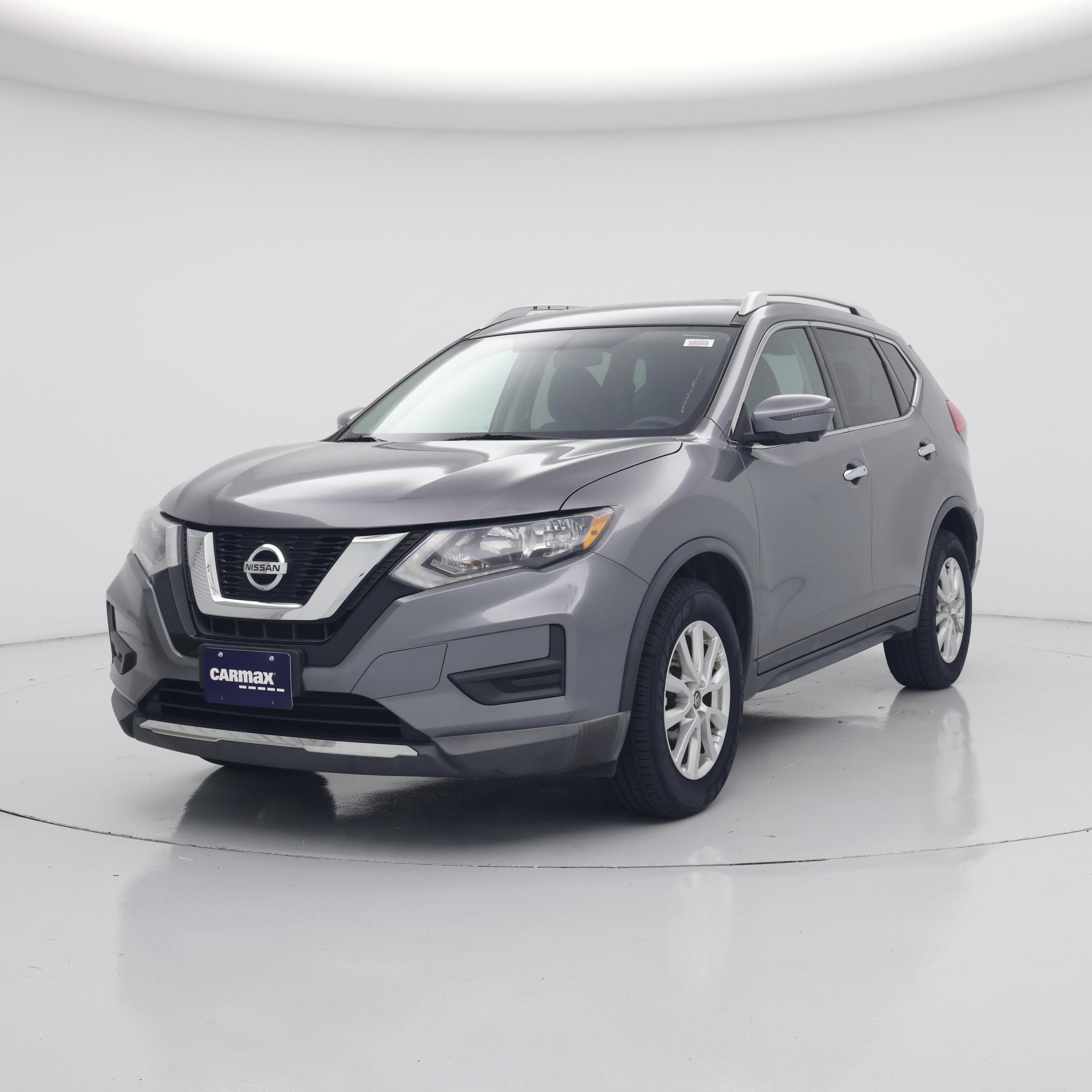 Thumbnail: 2017 Nissan Rogue - 4
