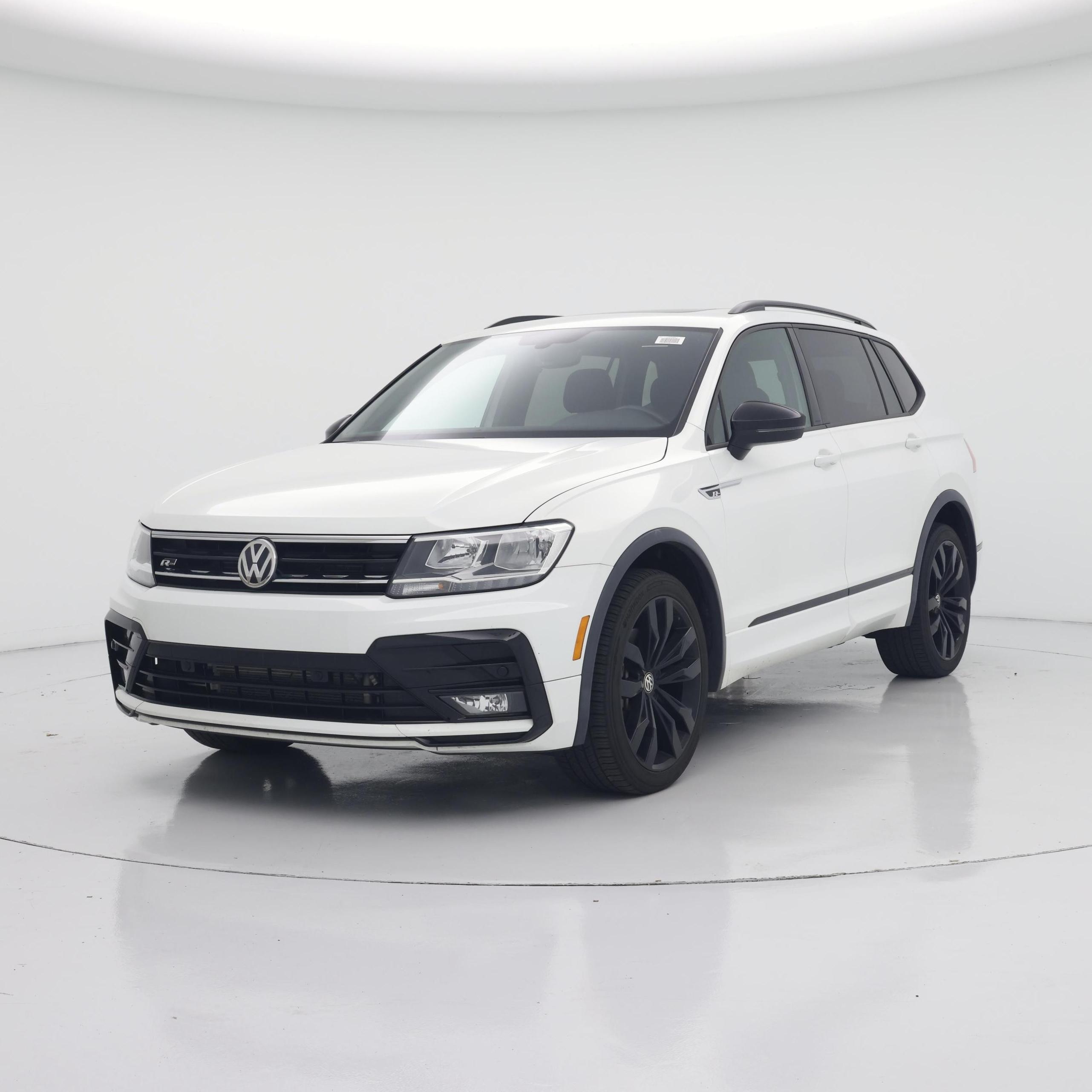 Thumbnail: 2021 Volkswagen Tiguan - 4