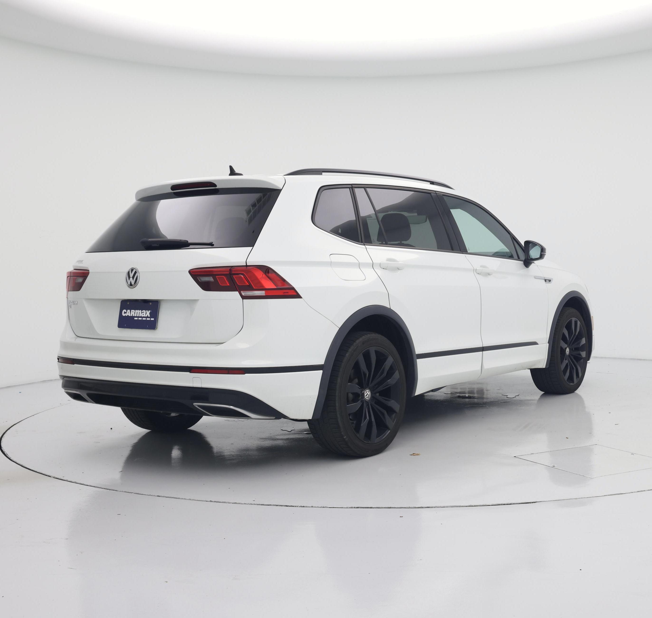 Thumbnail: 2021 Volkswagen Tiguan - 8