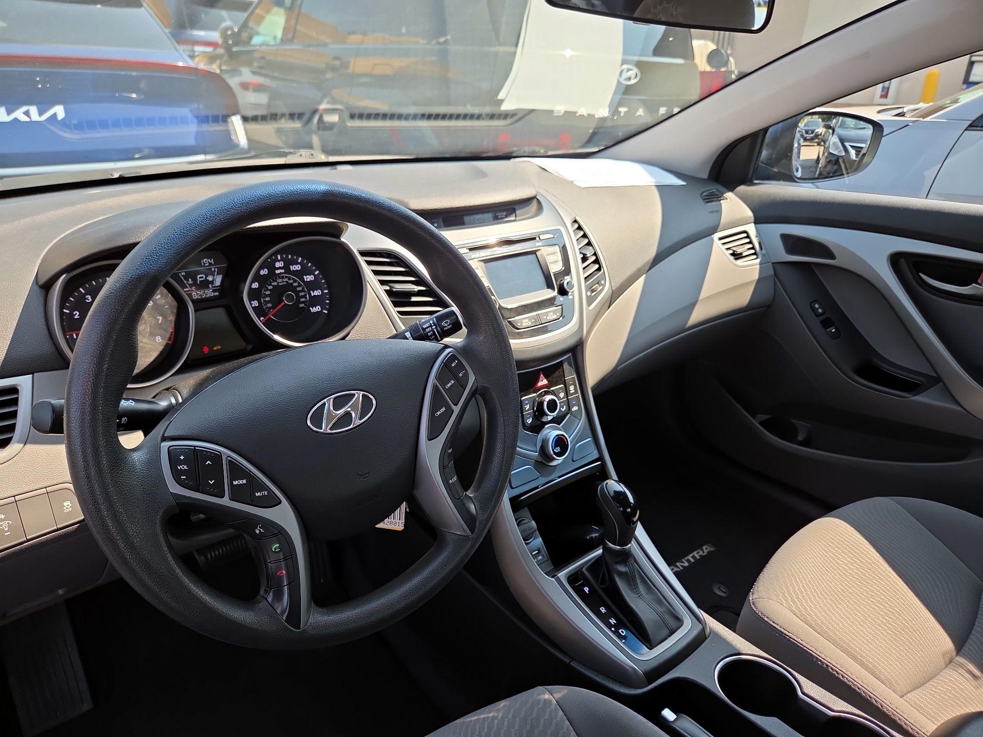 Thumbnail: 2016 Hyundai Elantra - 9