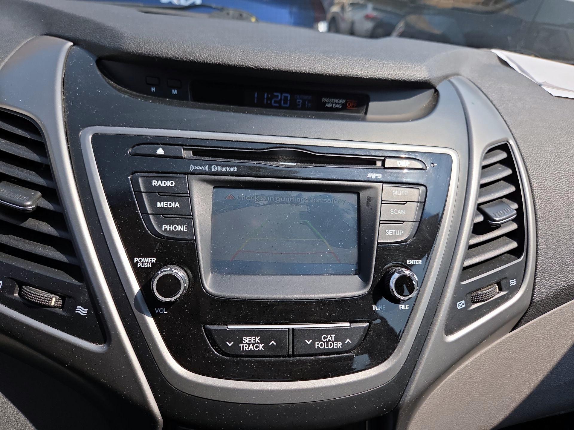 Thumbnail: 2016 Hyundai Elantra - 14