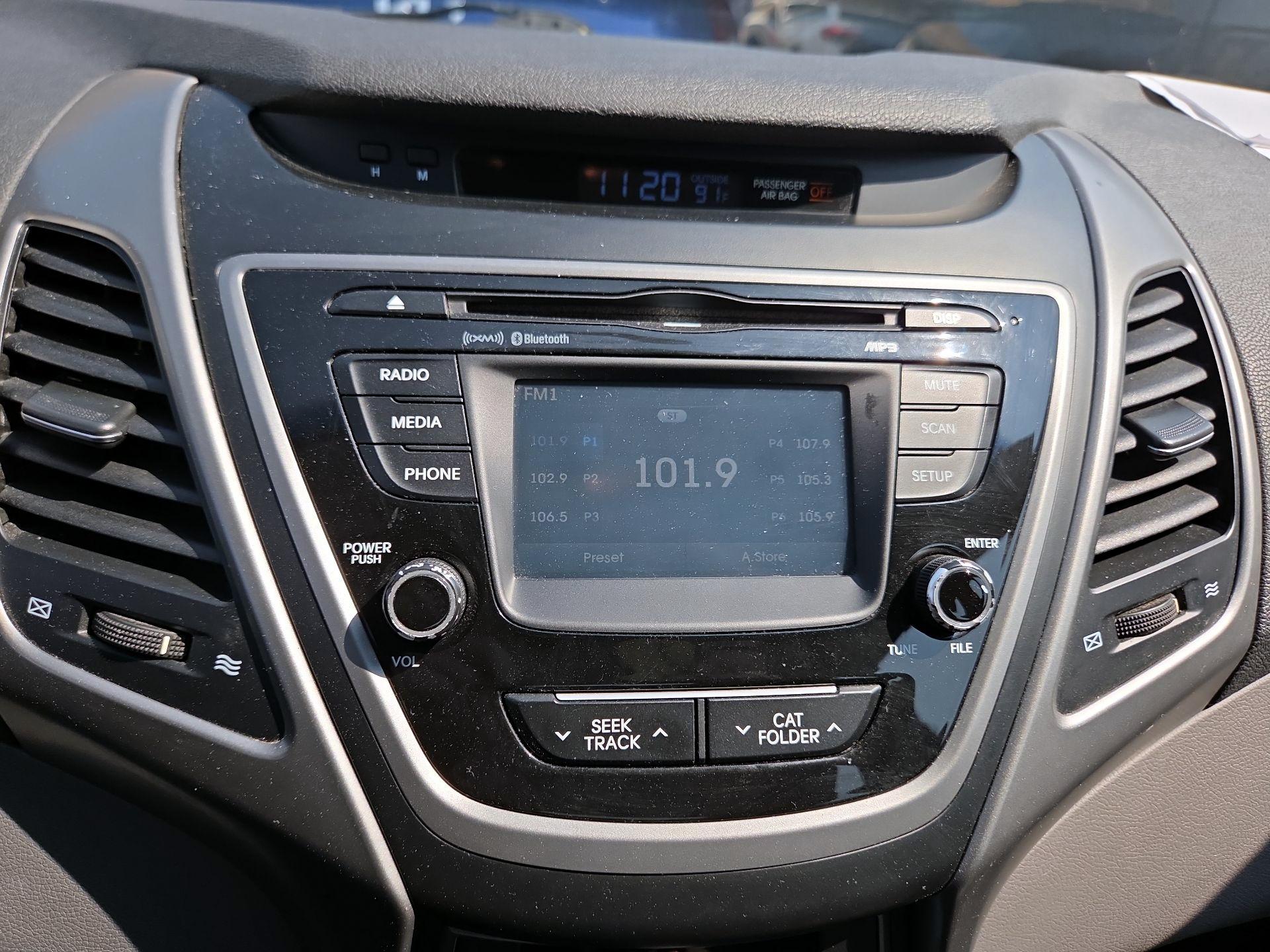 Thumbnail: 2016 Hyundai Elantra - 15