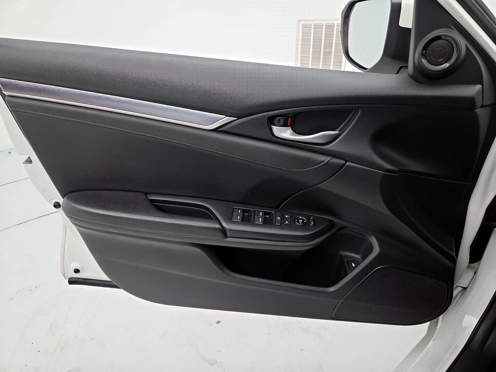 2016 Honda Civic EX-L - Photo 13