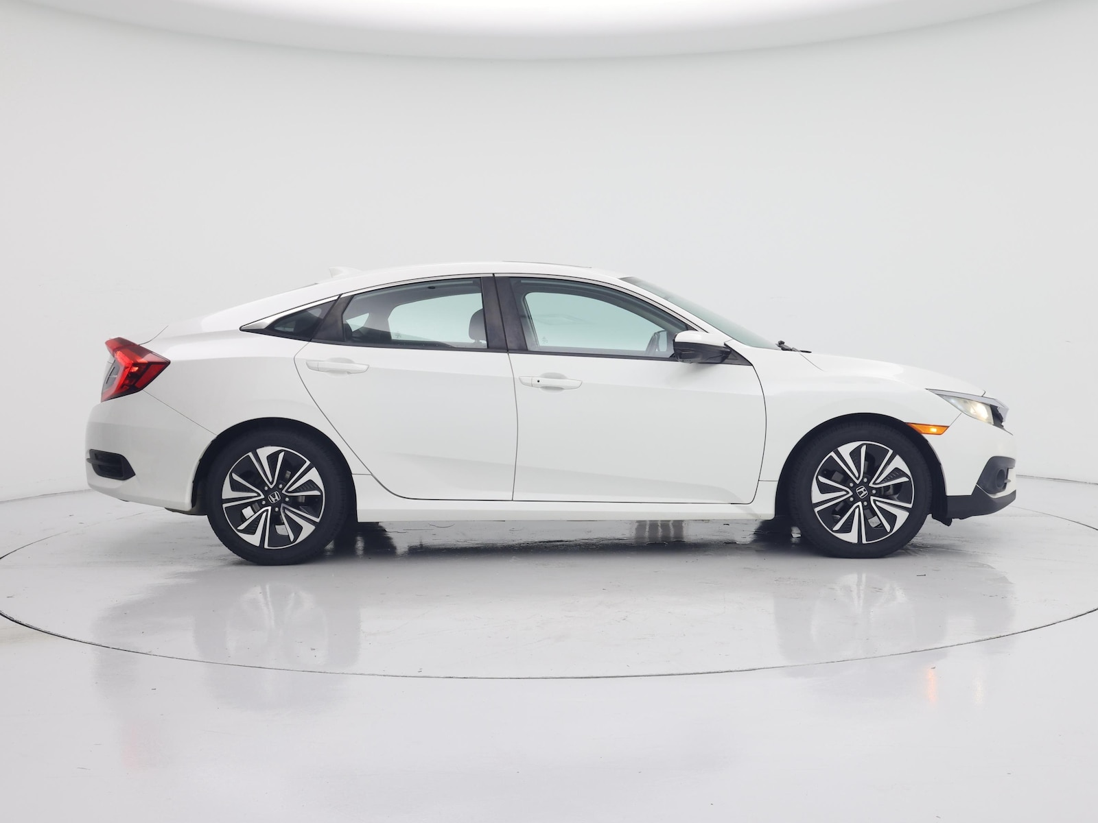 2016 Honda Civic EX-L - Photo 8