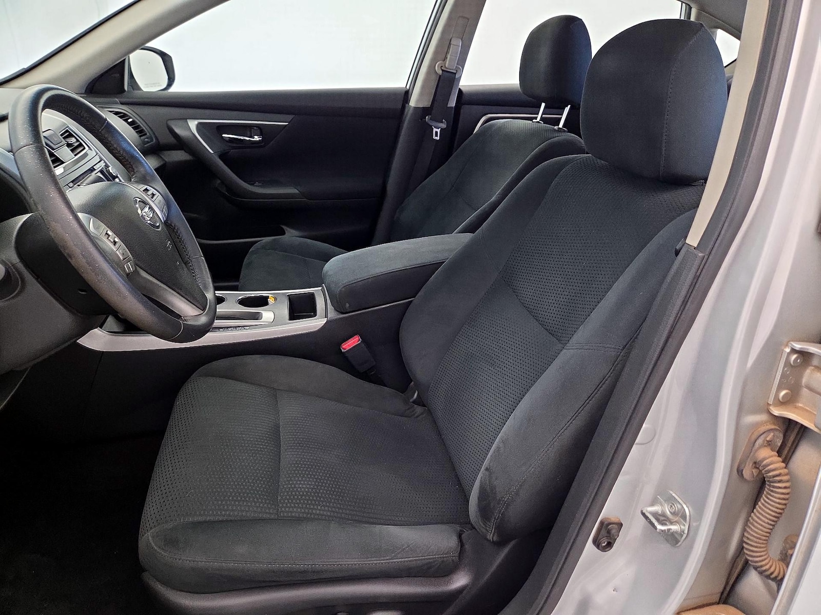 Power Seat(s) & Side Airbags
