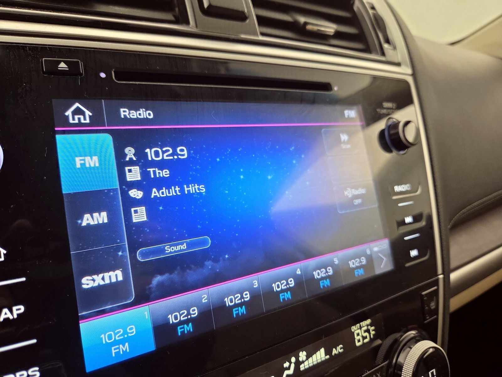 2019 Subaru Outback Limited - Photo 17