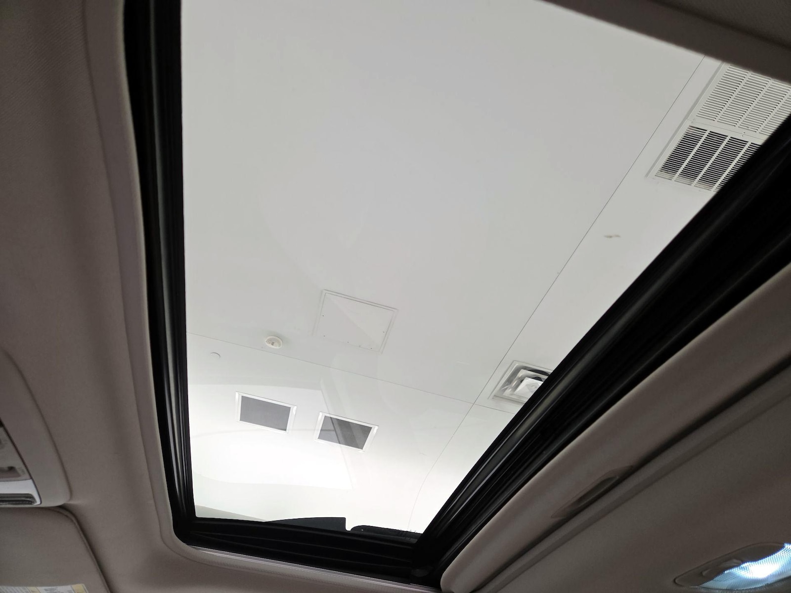 2019 Subaru Outback Limited - Photo 21